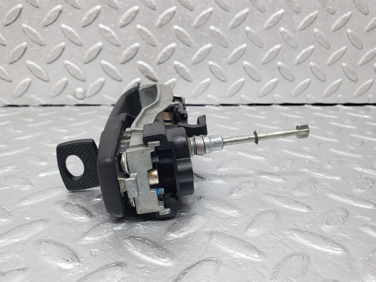 44991 Mercedes-Benz R129 300SL Coupe Left Door Exterior Handle With Key