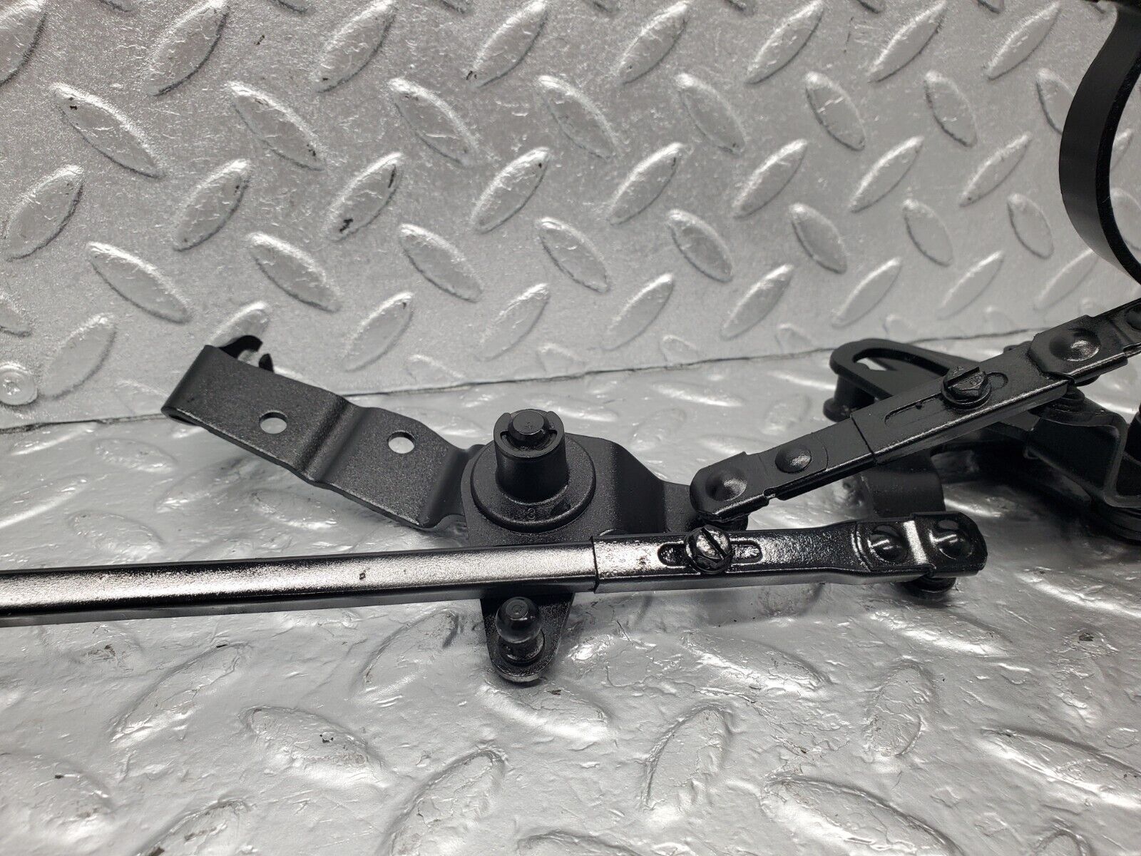 46724 Mercedes-Benz C123 280CE Coupe Throttle Linkage