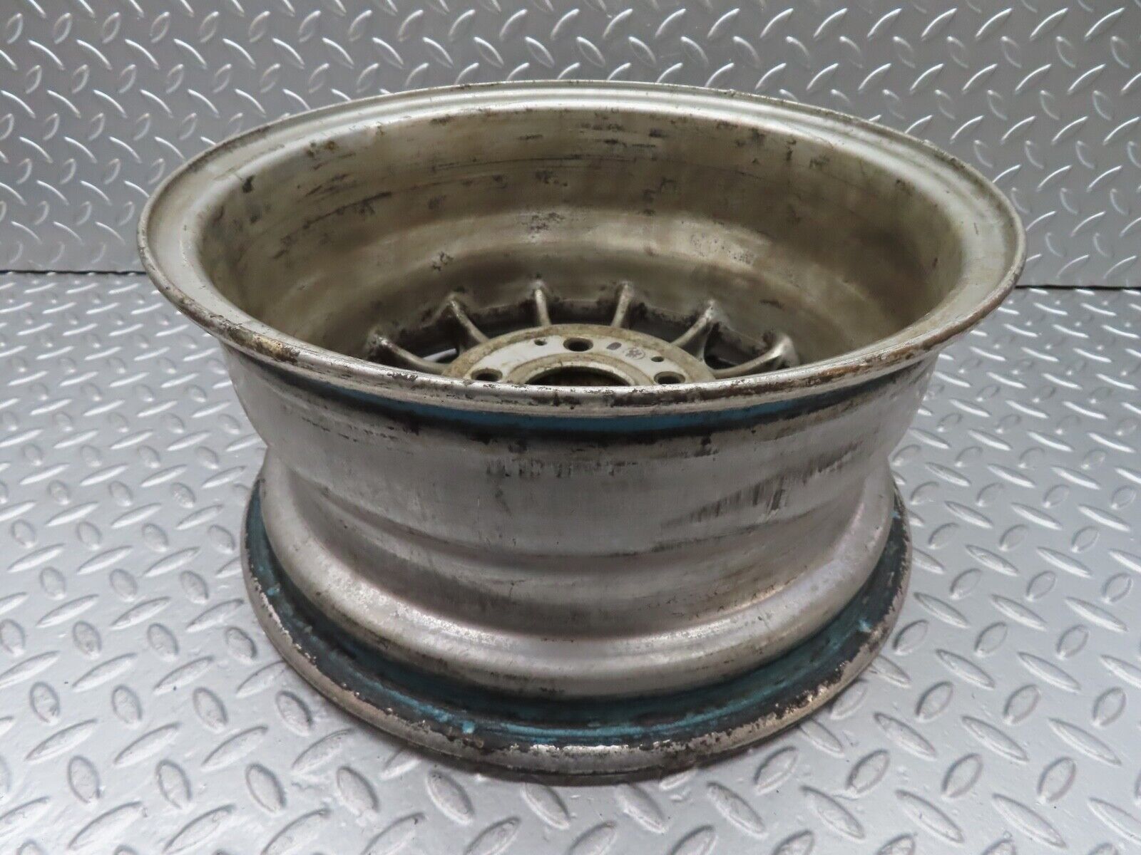 20211 Mercedes-Benz Alloy Wheel Mexican Hat 6.5Jx14H2 ET30 1084001002