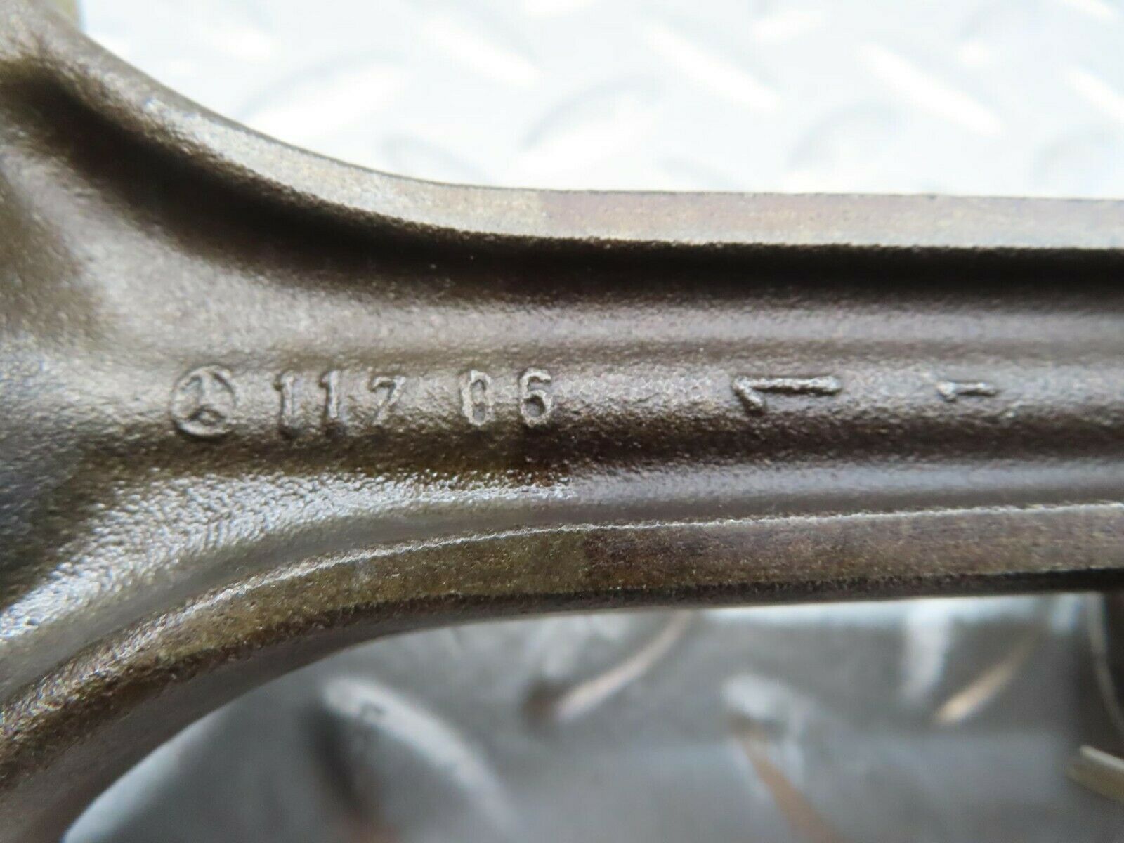 15777 Mercedes-Benz R107 450SL Piston With Connecting Rod 92.00 mm