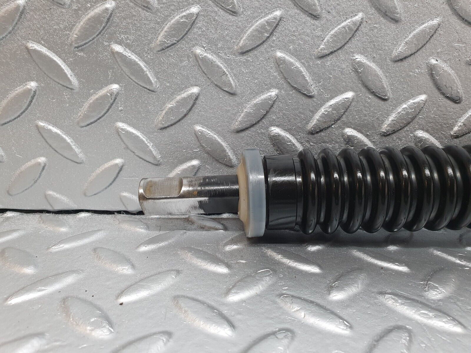 42852 Mercedes-Benz W201 190 2.0L Steering Column