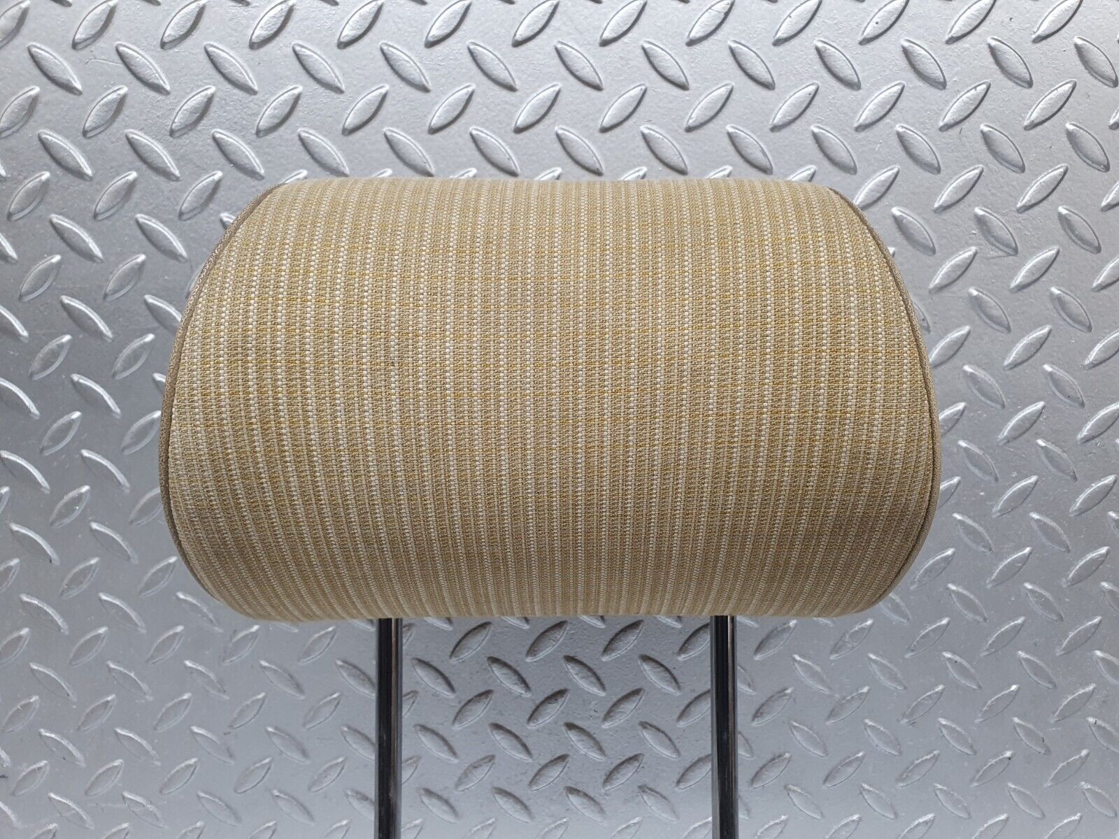 43949 Mercedes-Benz C123 230CE Coupe Front Right Headrest Beige