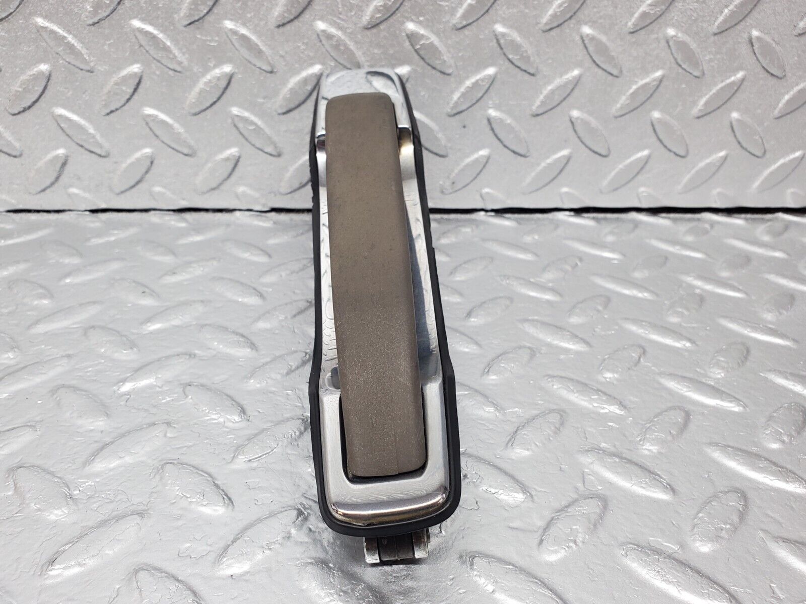 45647 Mercedes-Benz W126 420SE Rear Left Door Exterior Handle 1267600059