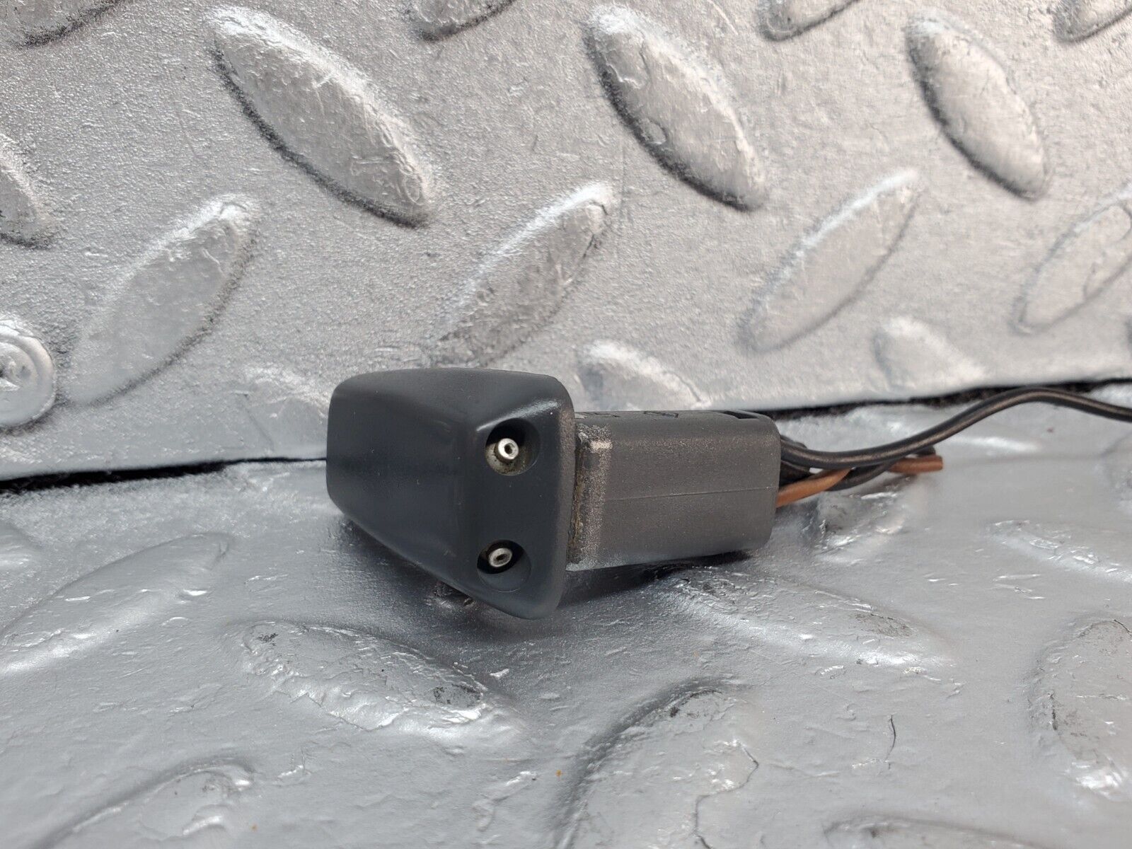 45232 Mercedes-Benz R129 300SL Coupe Windscreen Washer Nozzle 0155459928