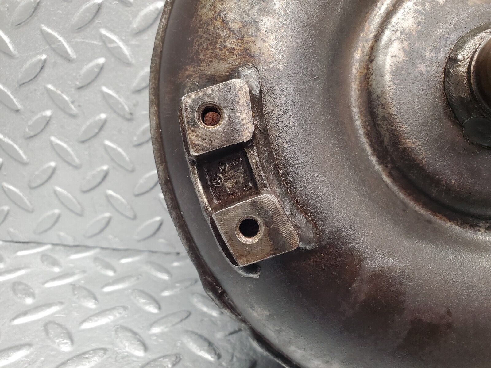 46721 Mercedes-Benz C123 280CE Coupe Torque Converter 1262501302