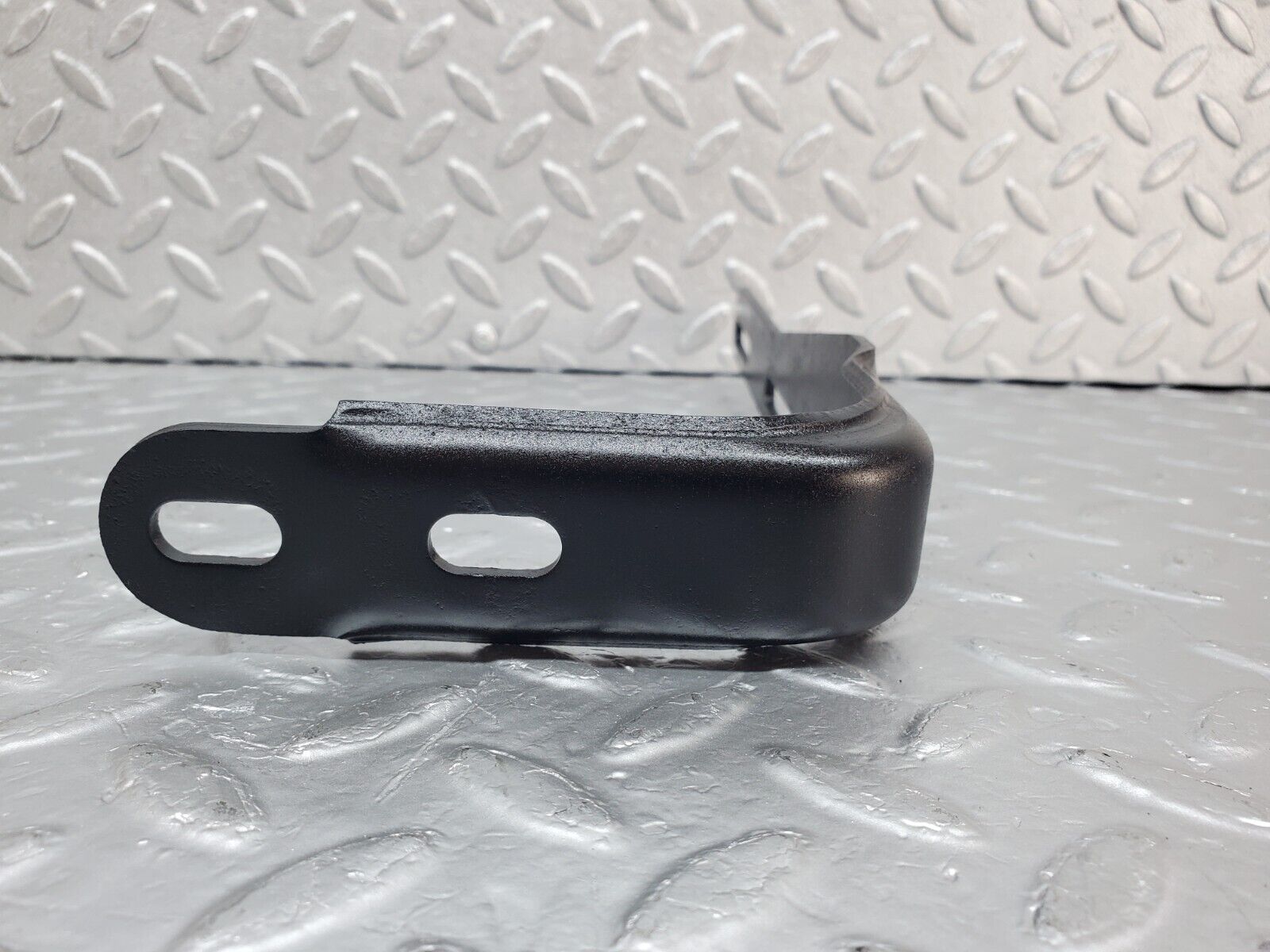 44884 Mercedes-Benz W124 220E Exhaust Bracket