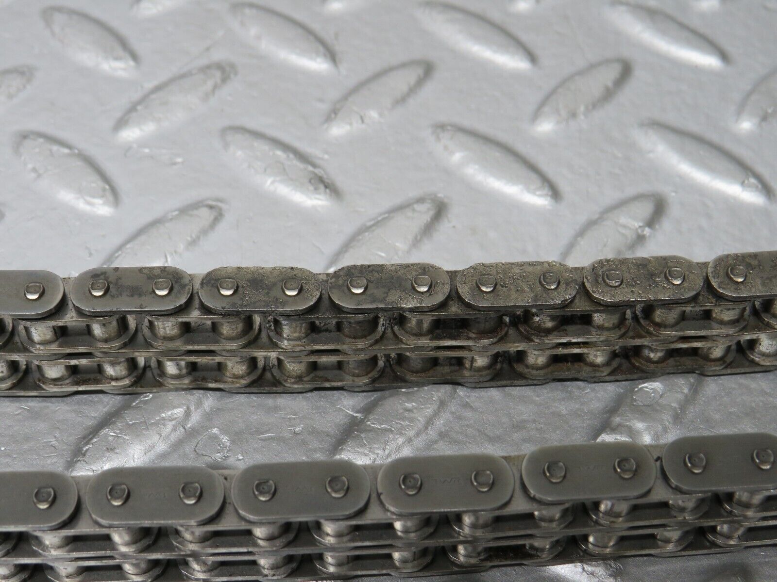 32791 Mercedes-Benz C107 R107 350 V8 Timing Chain