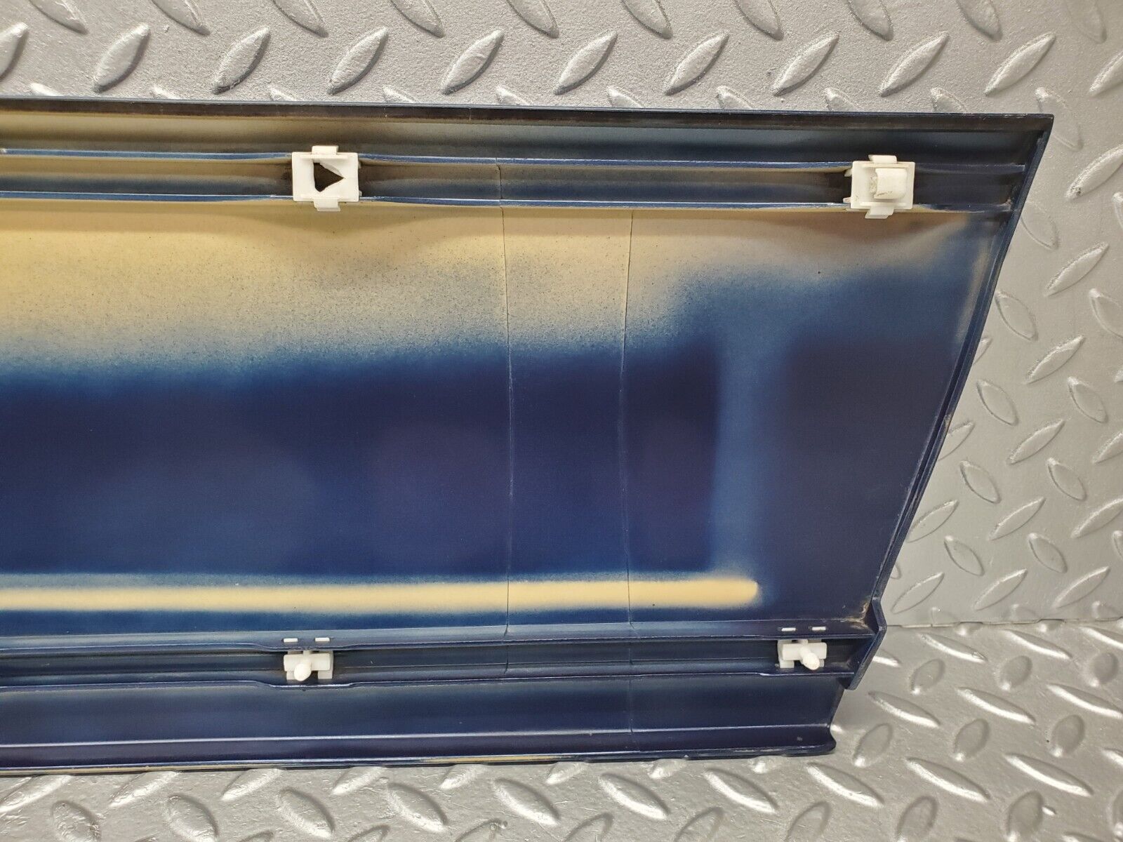 46747 Mercedes-Benz R129 320SL Coupe Left Door Lower Moulding Trim 1296902140