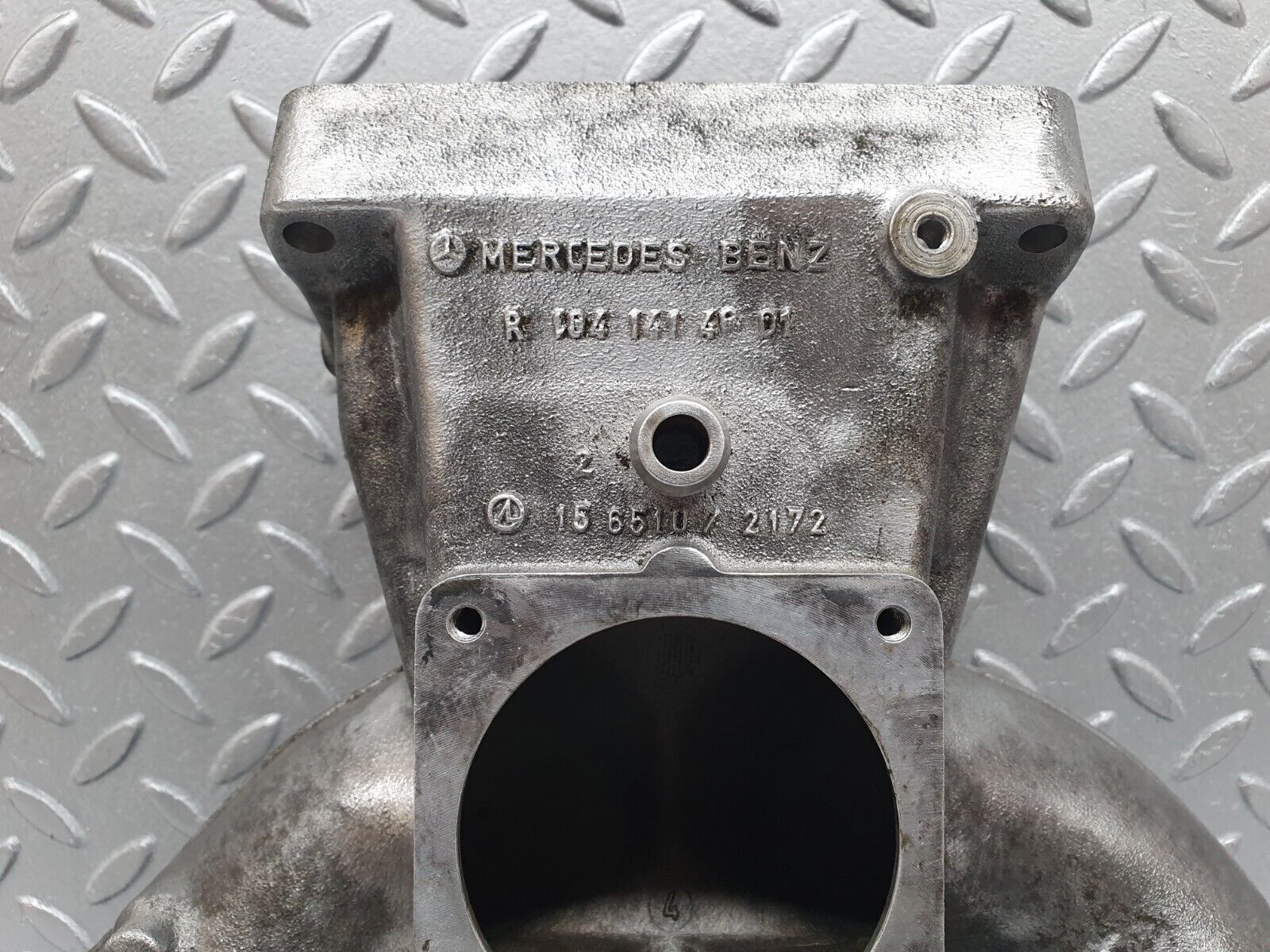 42567 Mercedes-Benz R129 320SL Coupe Air Intake Manifold 1041414801