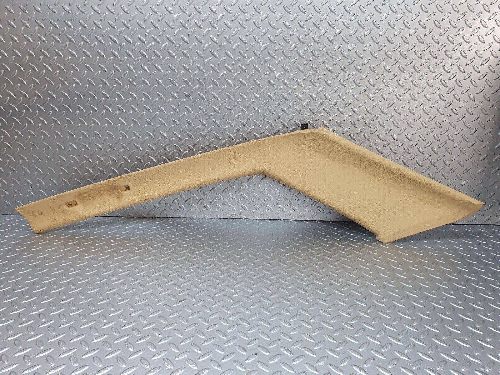 43049 Mercedes-Benz R107 Hardtop C Pillar Cover Right Side