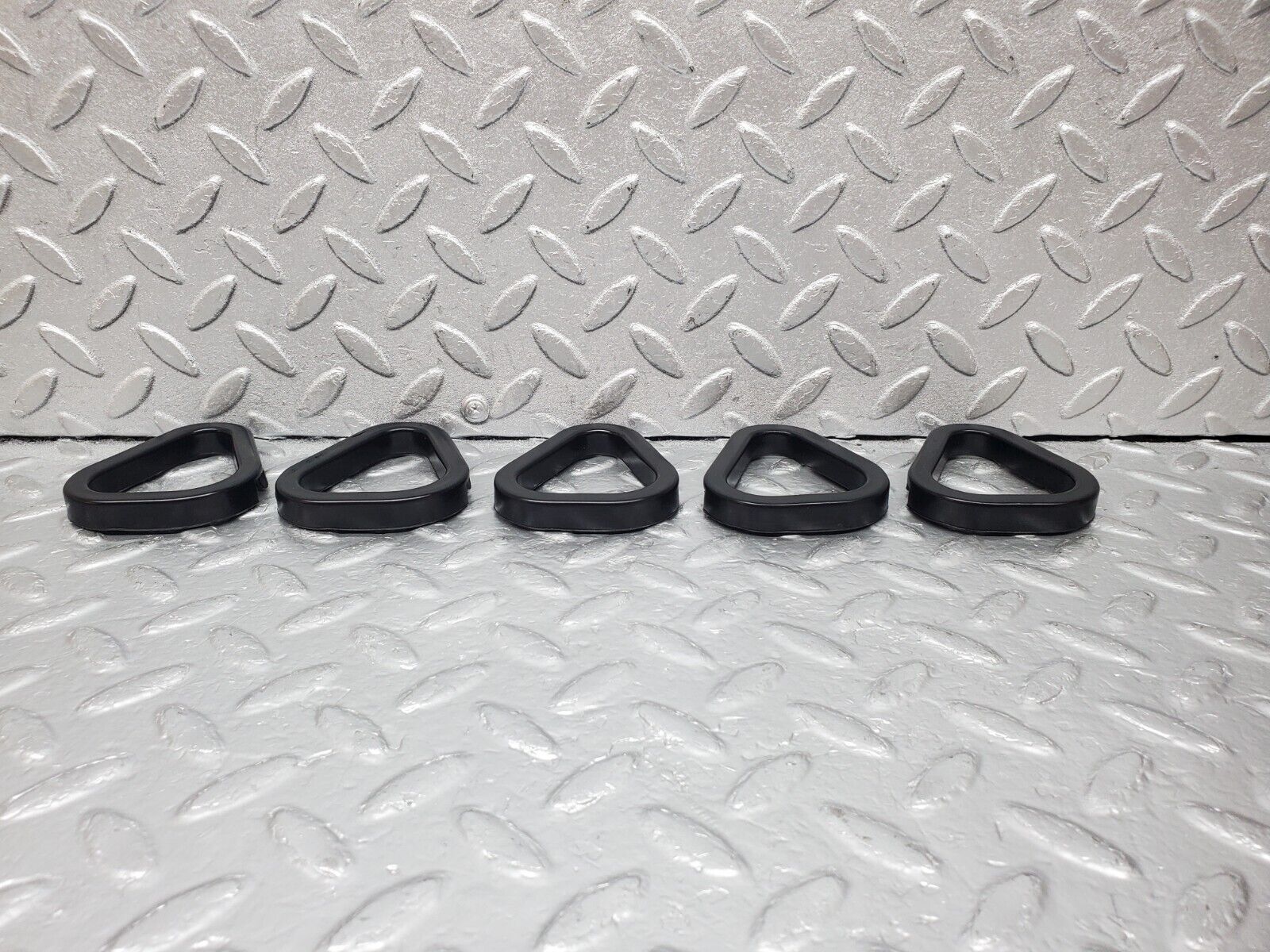 45439 Mercedes-Benz 280E M110.988 Valve Cover Gasket Set 1100160721