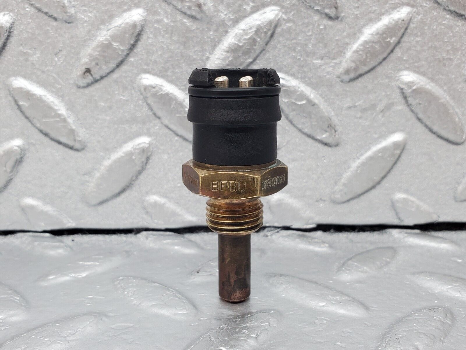 45341 Mercedes-Benz 280E M110.983 Coolant Temperature Sensor Beru 0085423217 0824121020