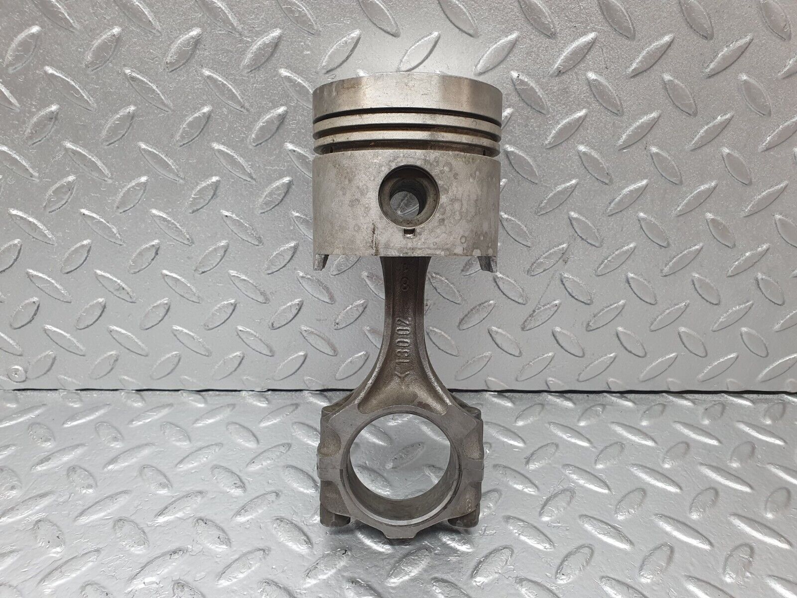 43869 Mercedes-Benz W108 280SE Piston With Connecting Rod 87.47 mm 13002