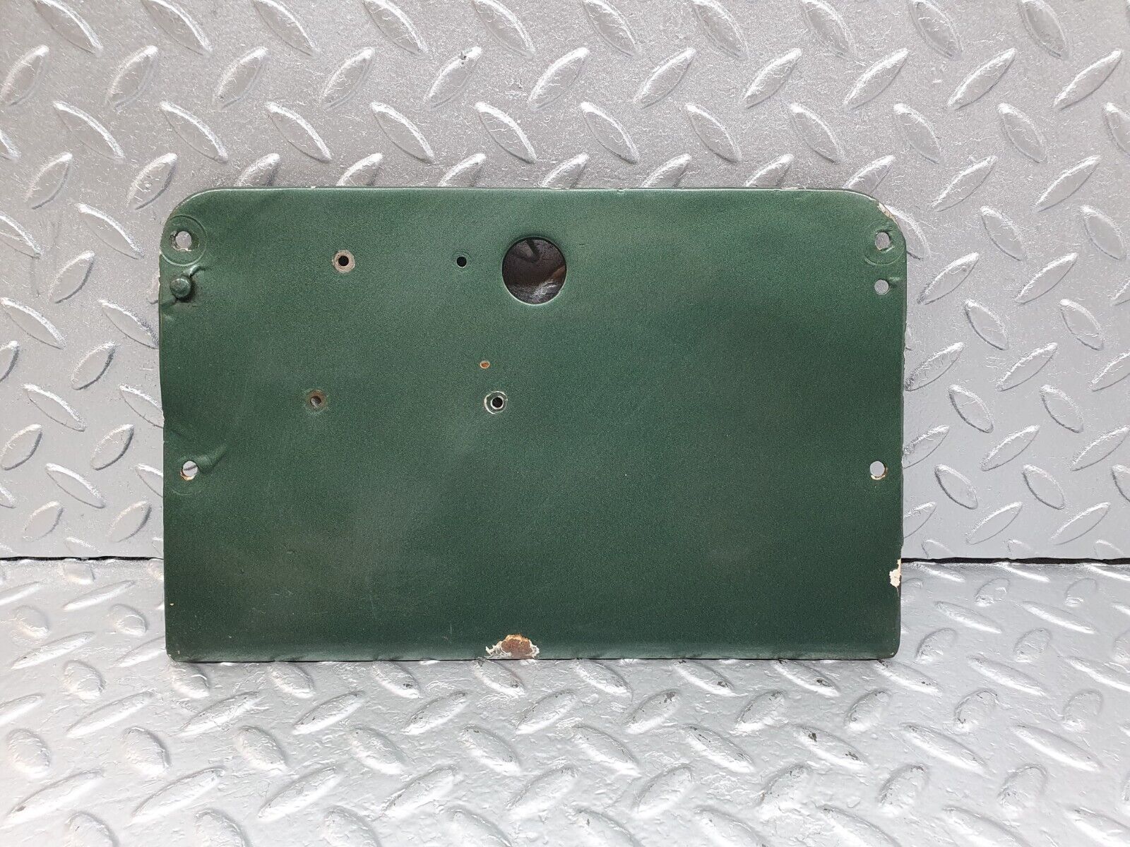 43176 Mercedes-Benz W108 280SE Fuel Tank Flap Cap