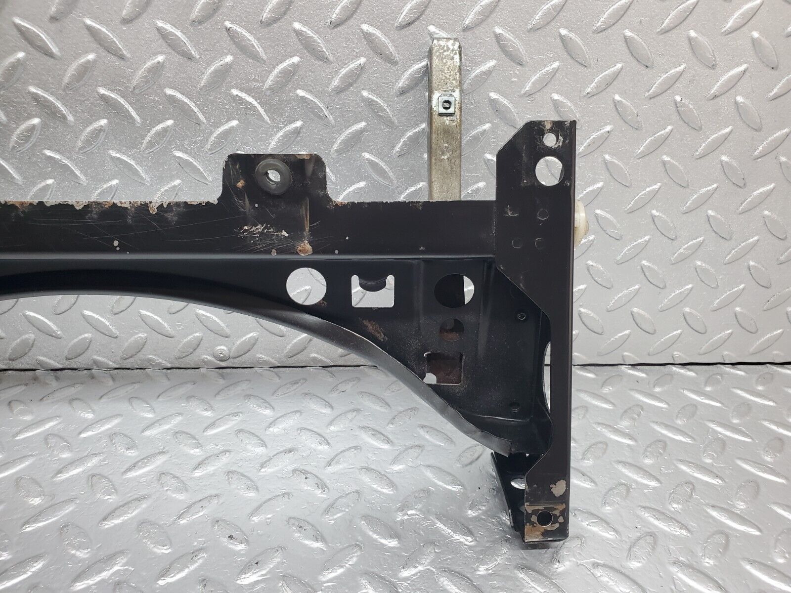 44549 Mercedes-Benz W123 280E Front Right Seat Sliding Mechanism