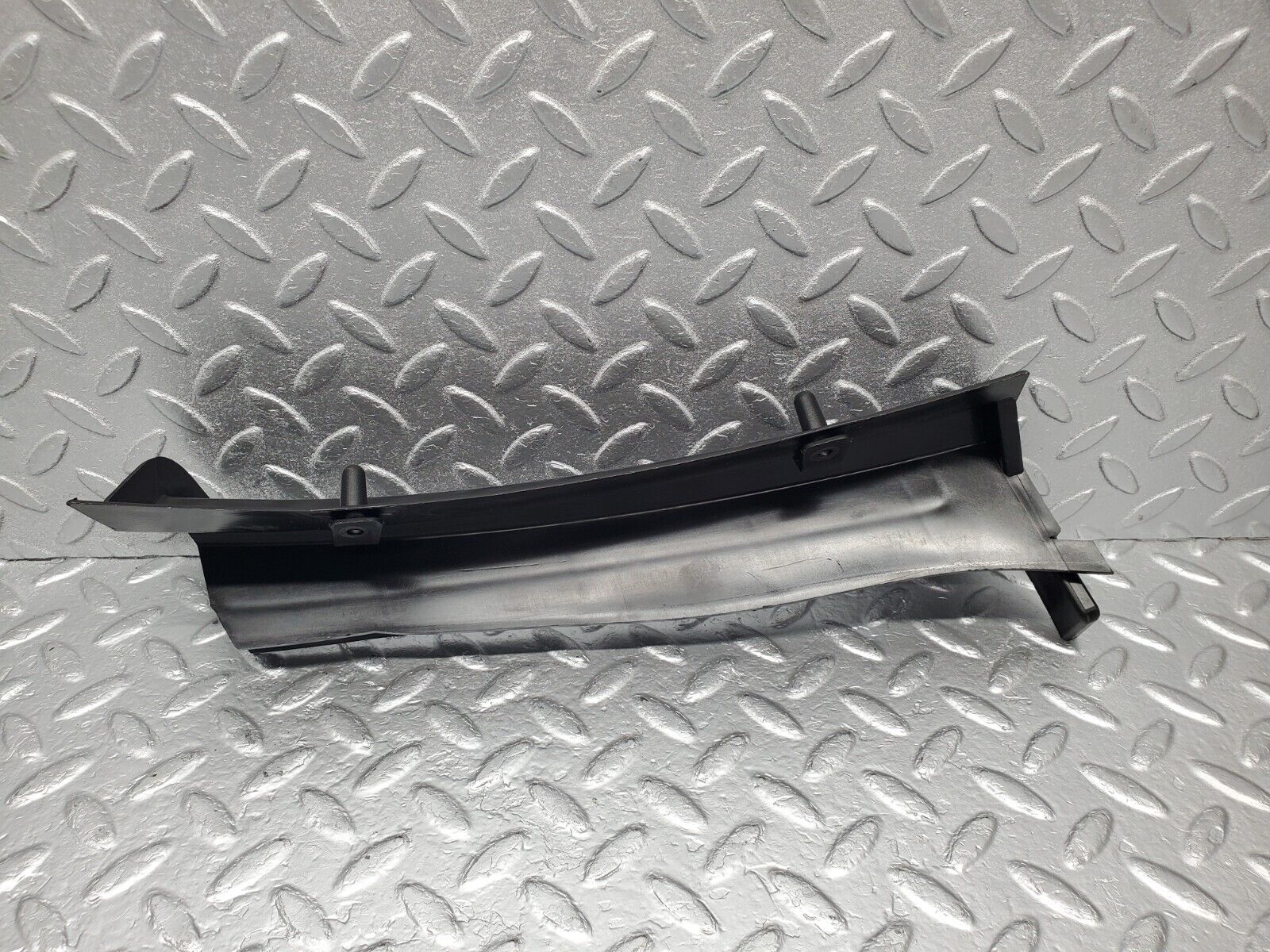 46891 Mercedes-Benz R129 320SL Coupe Windscreen Drain Channel Right Side 1298310636