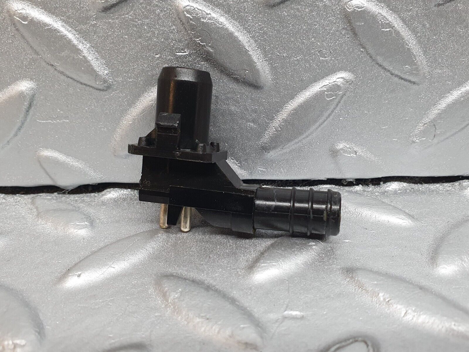 41925 Mercedes-Benz W202 C200 Temperature Sensor