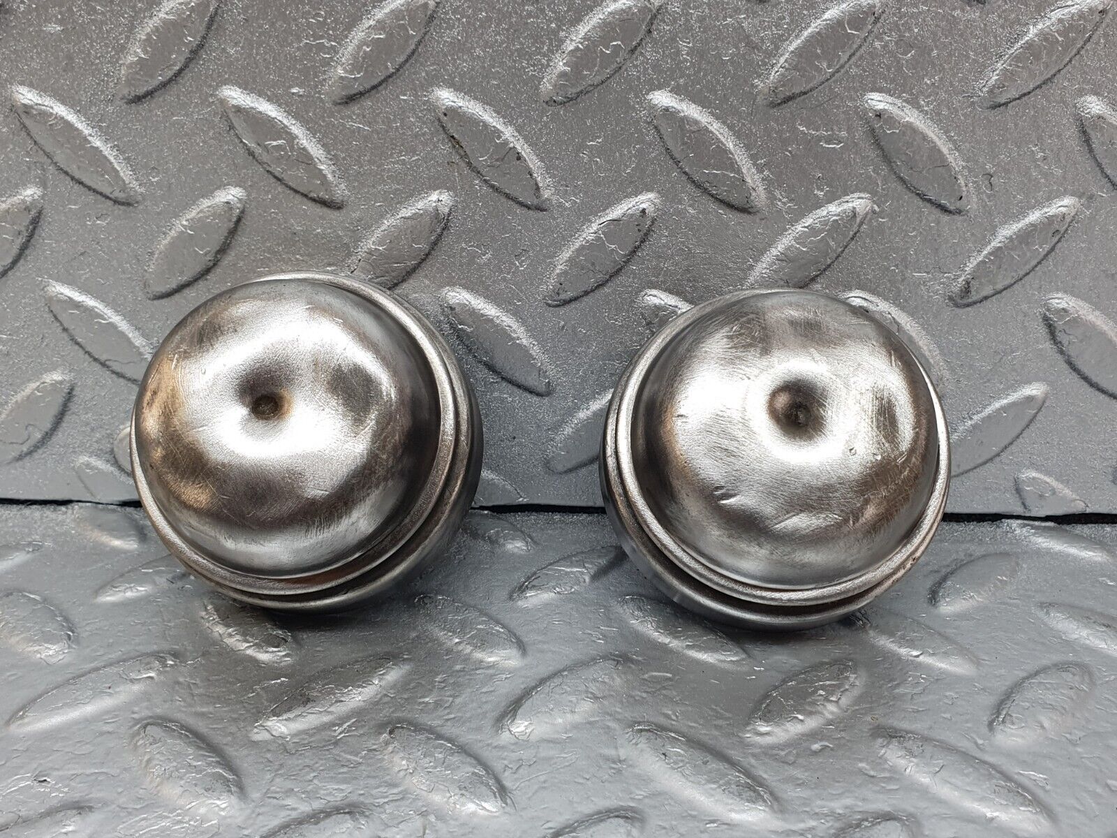 44044 Mercedes-Benz C123 230CE Coupe Wheel Hub Locking Cap