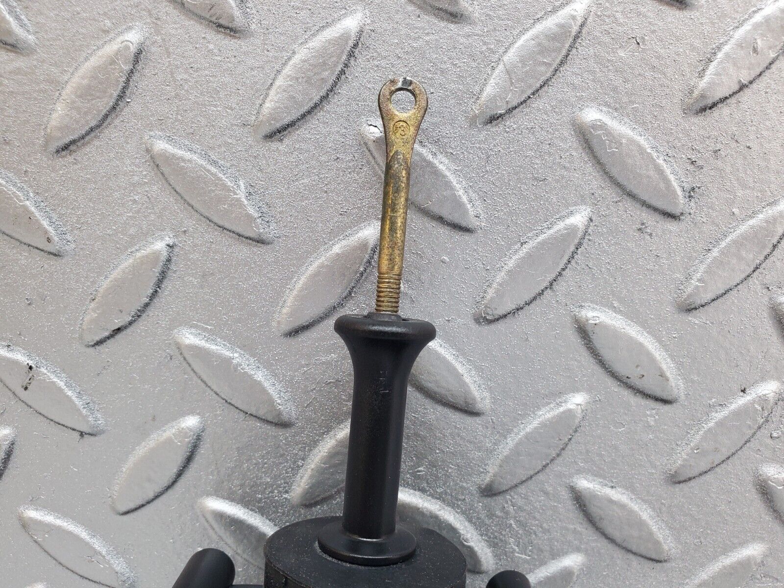 44756 Mercedes-Benz W124 220E Door Lock Vacuum Actuator Front Left