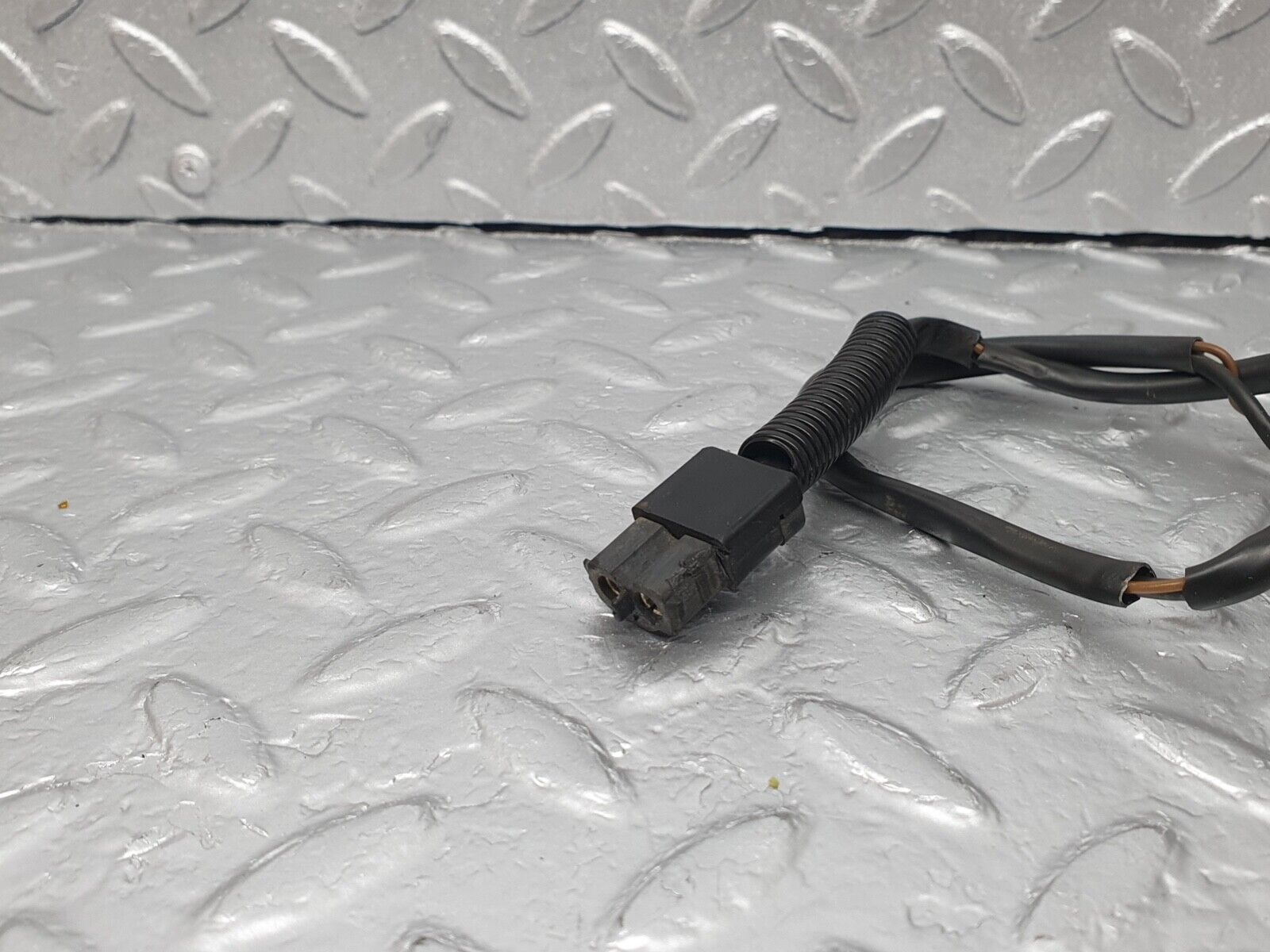 42996 Mercedes-Benz W201 190 Wire Cable Connector 0085450828 0095451428