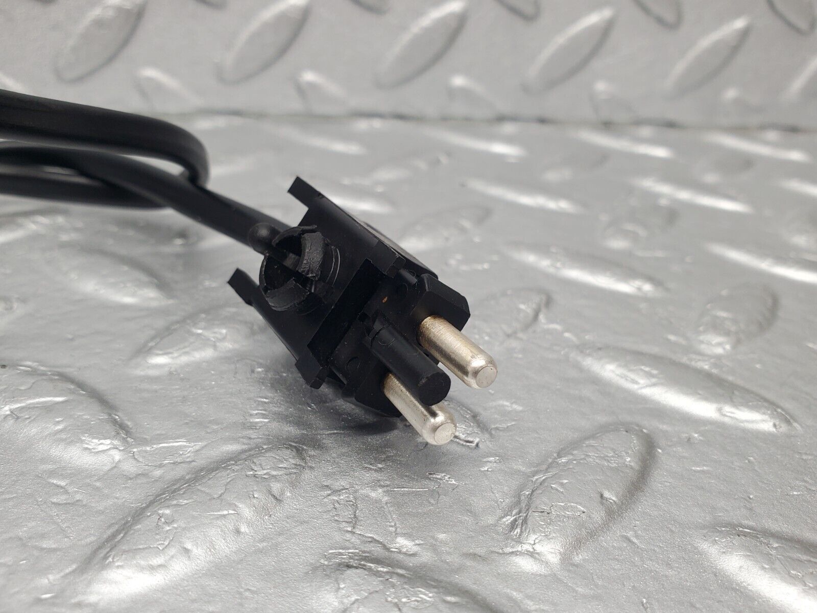 46055 Mercedes-Benz W126 420SE Temperature Sensor 0085450928