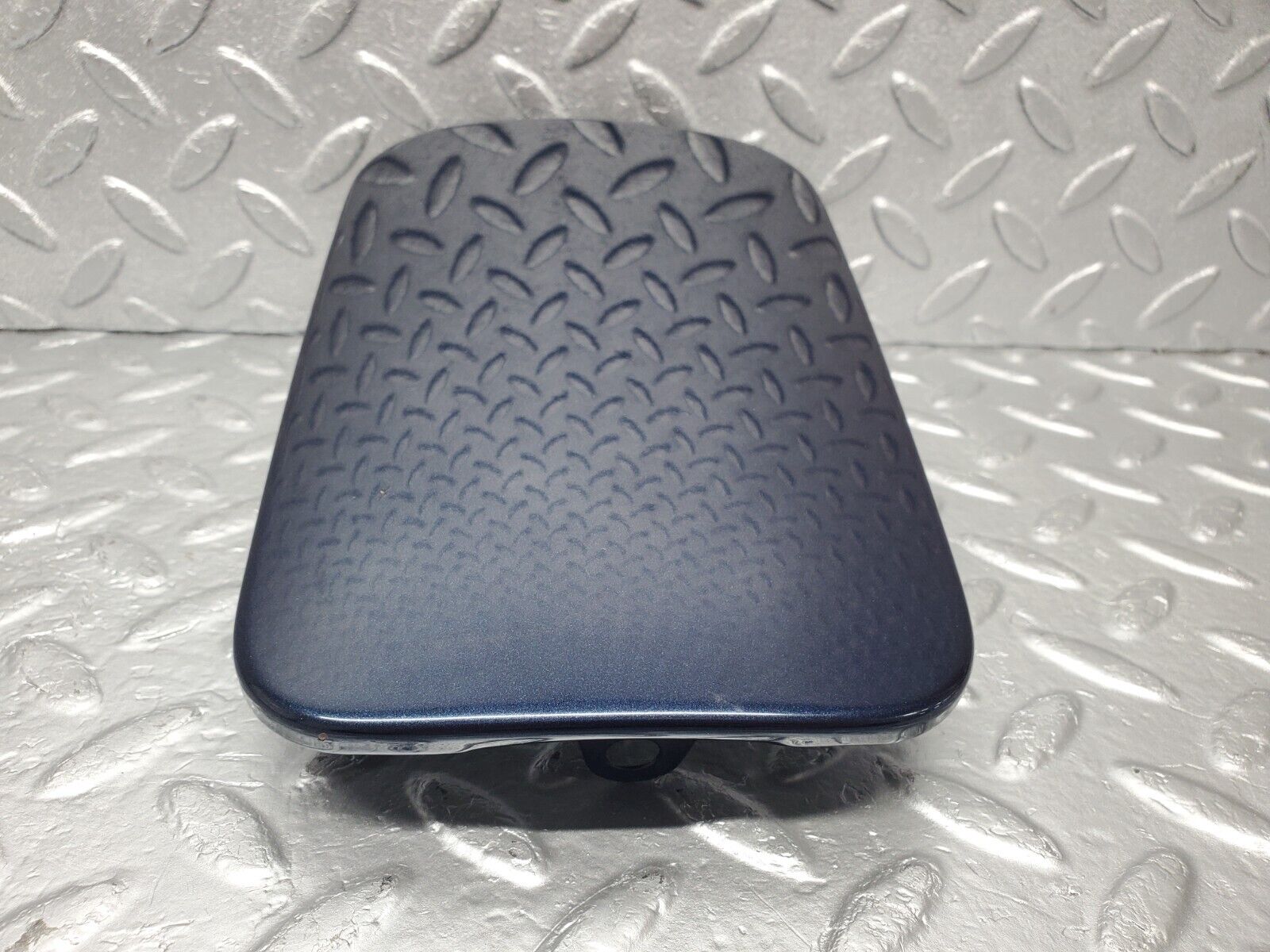 46987 Mercedes-Benz R129 320SL Coupe Fuel Tank Flap Cap 1295841339