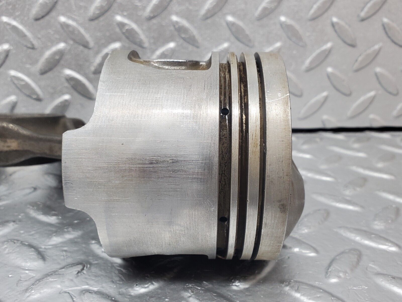 44301 Mercedes-Benz W123 280E Piston With Connecting Rod 85.985Mm 11005