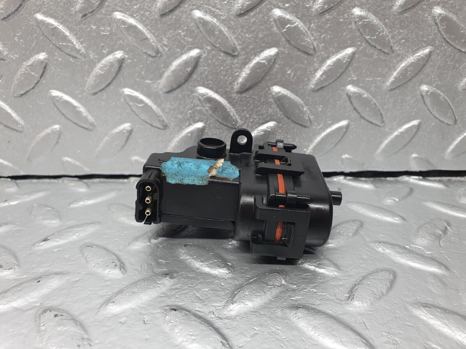 42252 Mercedes-Benz R129 320SL Coupe Heater Box Vacuum Actuator