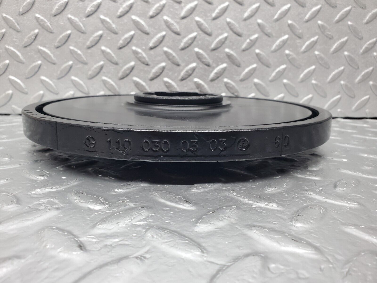 45467 Mercedes-Benz 280E M110.988 Crankshaft Vibration Damper 1100300303