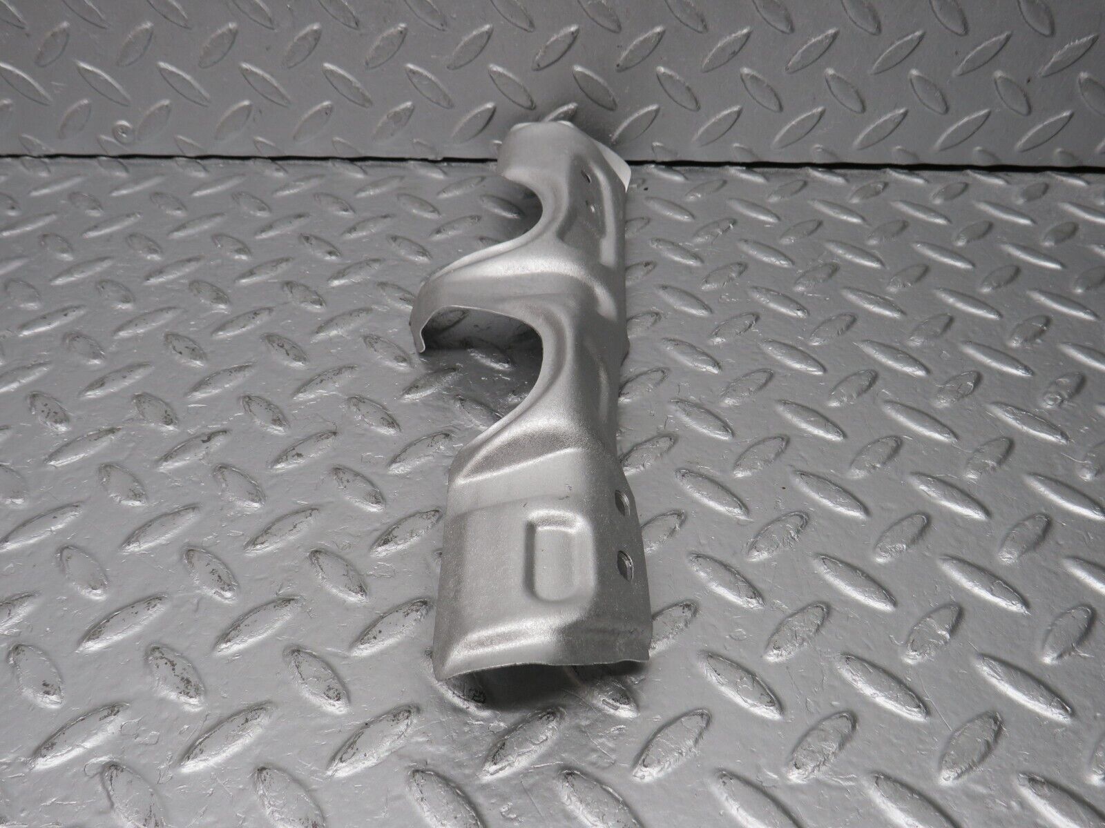 39231 Mercedes-Benz R107 500SL Exhaust Manifold Heat Shield