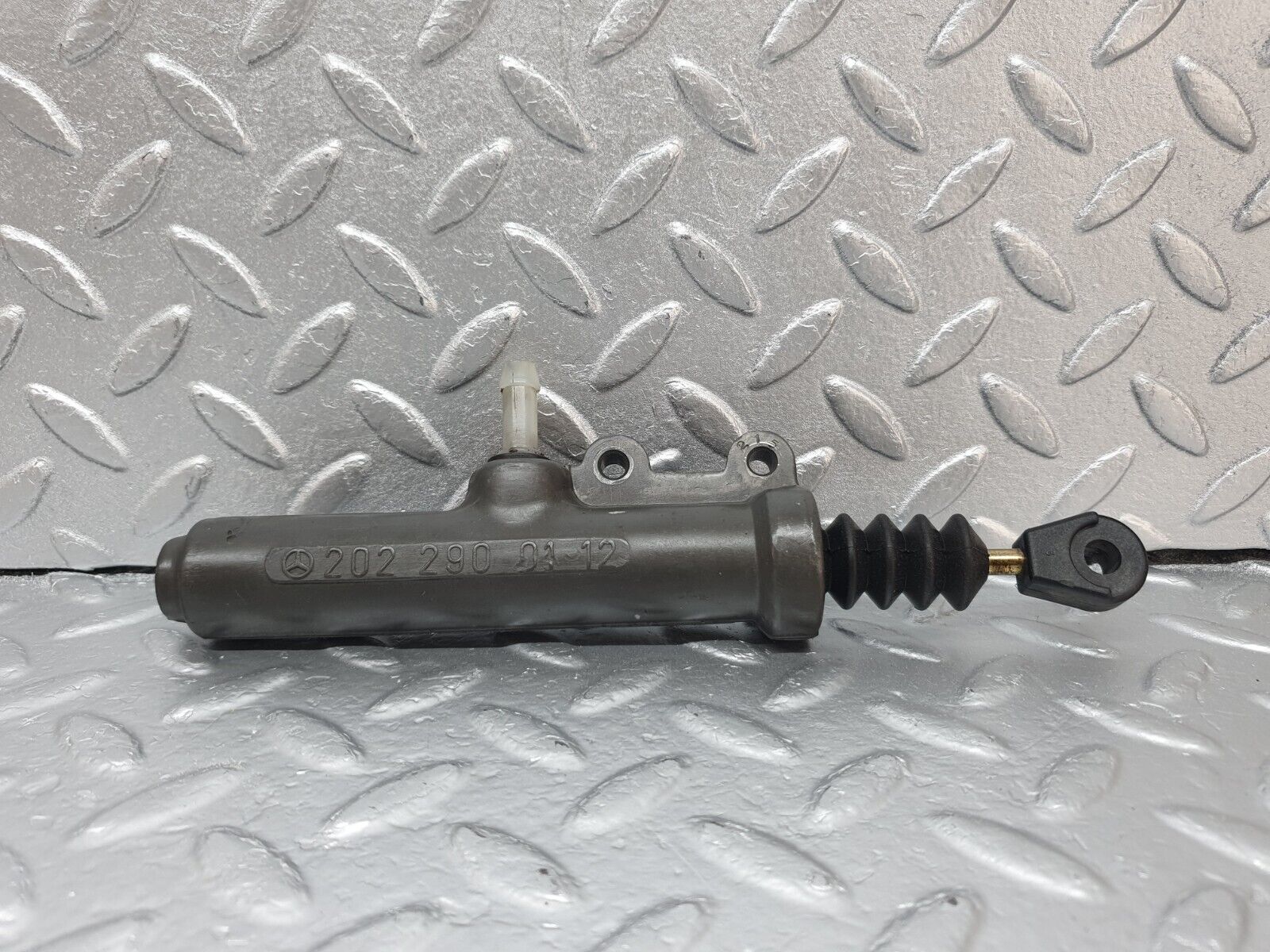 42832 Mercedes-Benz W201 190 2.0L Clutch Master Cylinder 5432 Fag G471 2022900112