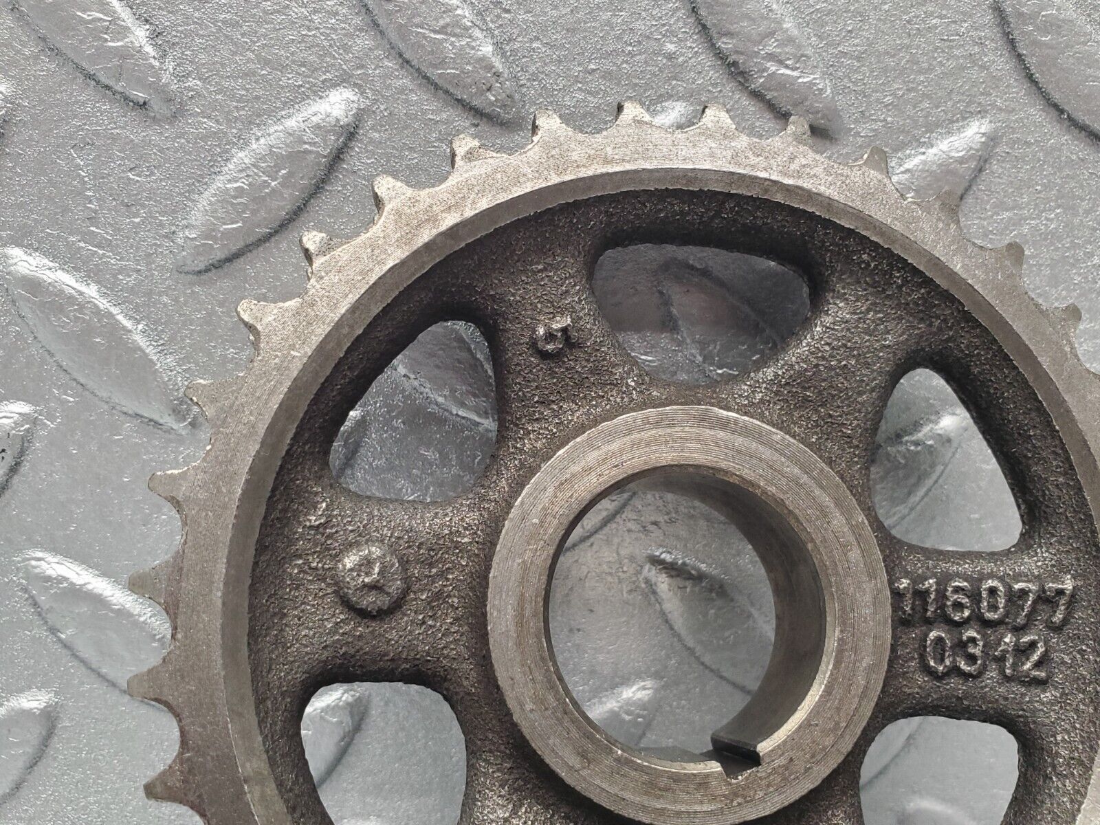 46587 Mercedes-Benz C123 280CE Coupe Timing Gear Sprocket 1160770312