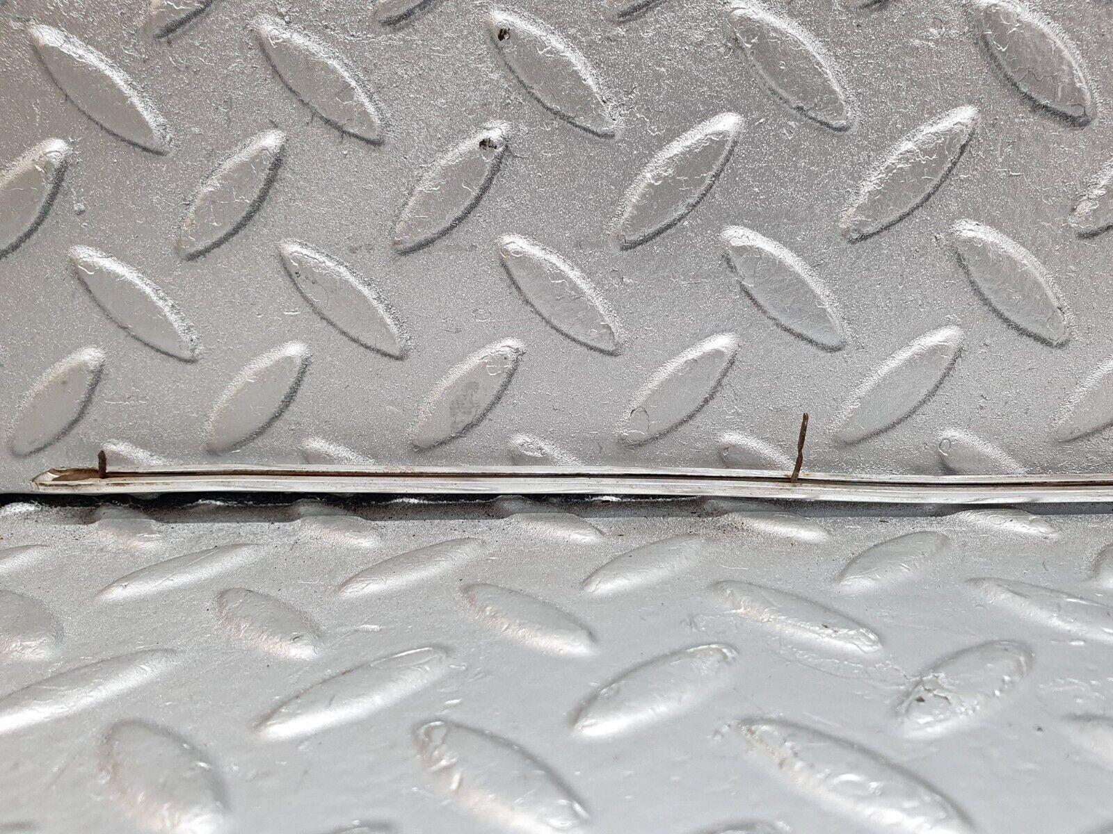 43473 Mercedes-Benz W108 280SE Right Door Card Chrome Trim