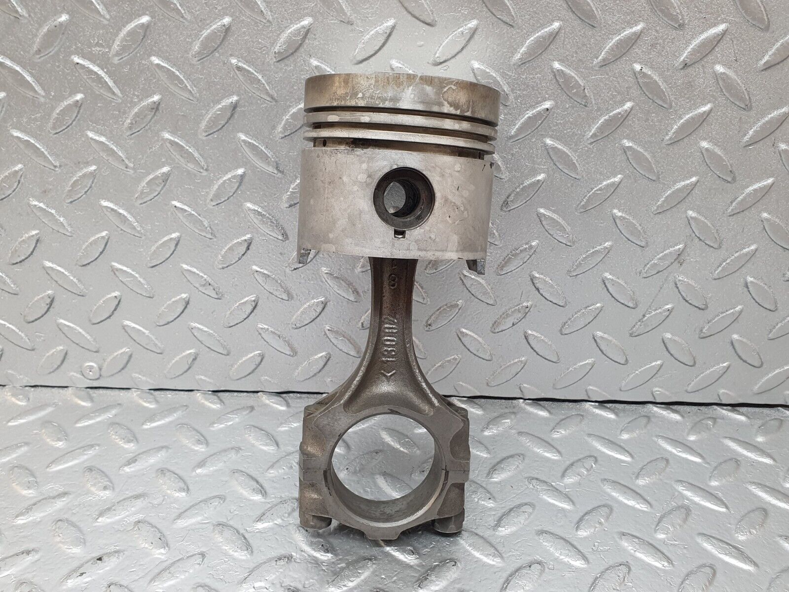 43871 Mercedes-Benz W108 280SE Piston With Connecting Rod 87.47 mm 13002