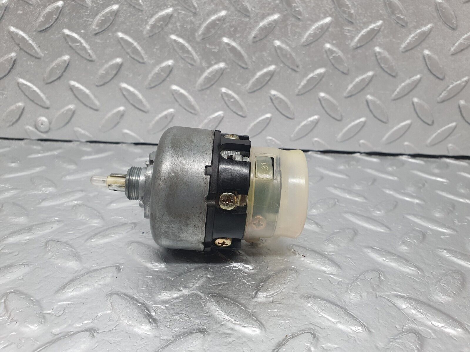 43534 Mercedes-Benz C126 380SEC Coupe Headlight Switch