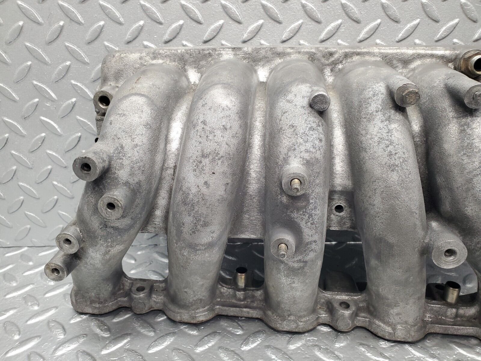 46718 Mercedes-Benz C123 280CE Coupe Air Intake Manifold 1101413401