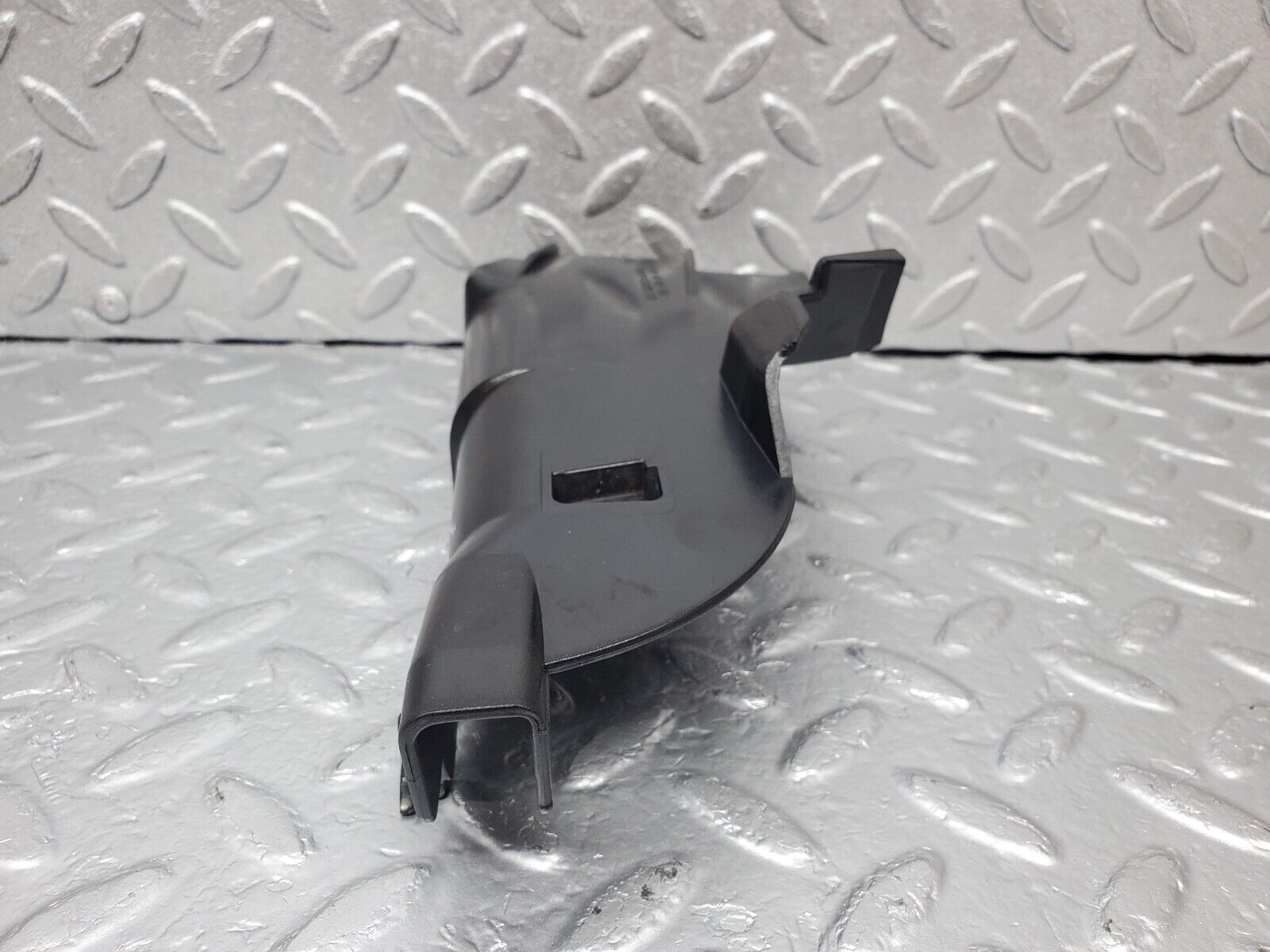 45611 Mercedes-Benz W126 420SE Front Right Door Lock Inner Cover 1267230408