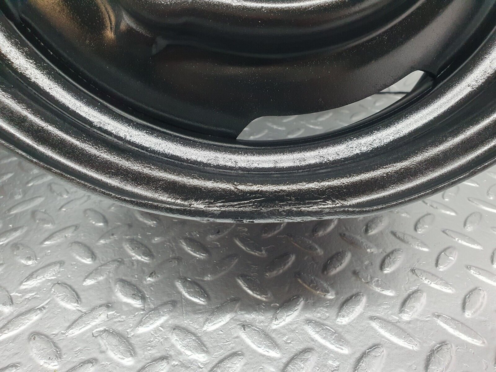 43427 Mercedes-Benz W108 280SE Steel Wheel Set 6Jx14H2 1084000002