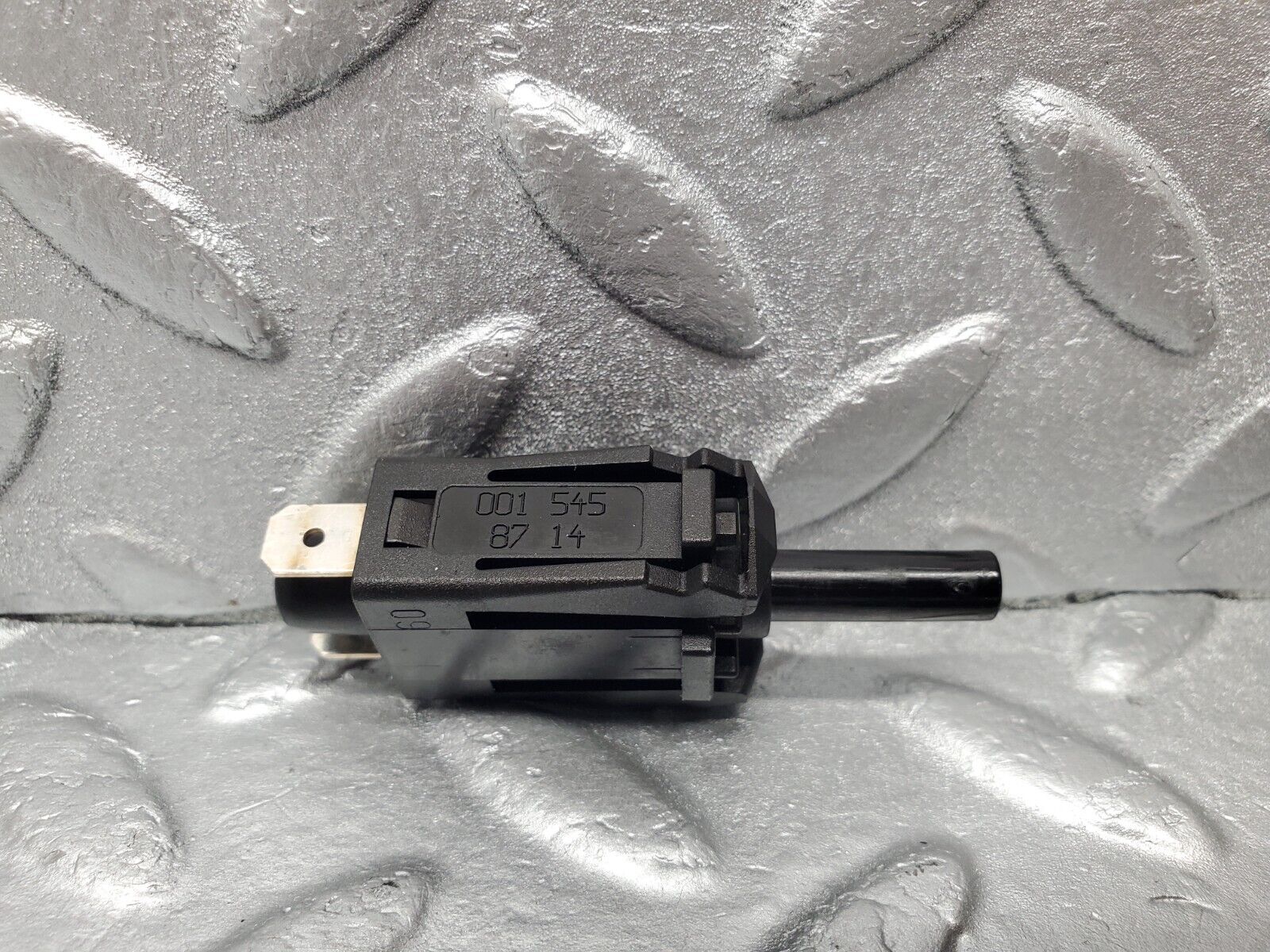 46981 Mercedes-Benz R129 320SL Coupe Door Contact Switch 2X 0015458714