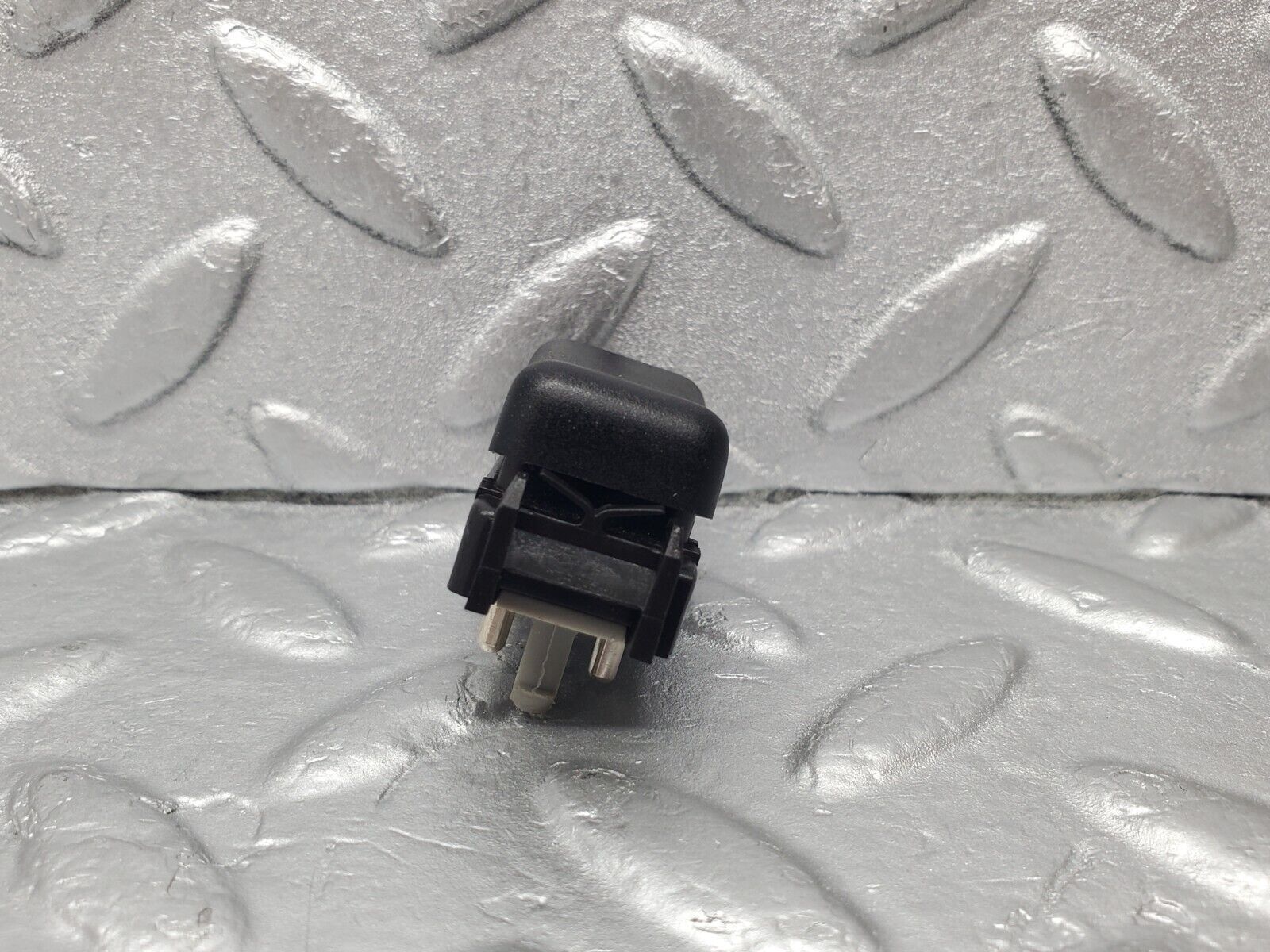 46925 Mercedes-Benz R129 320SL Coupe Central Locking Switch 1248215051