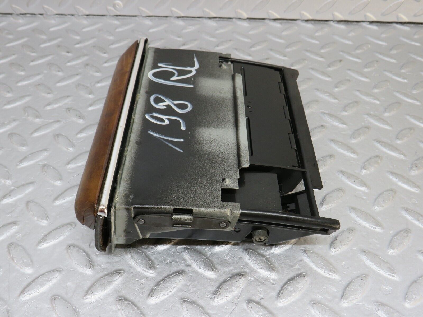 36014 Mercedes-Benz W126 420SE Centre Console Ashtray Wood Finish