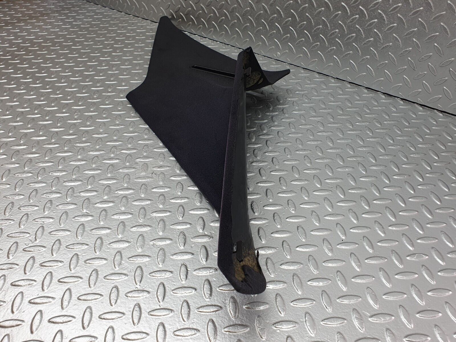 41758 Mercedes-Benz W202 C200 C Pillar Cover Panel Left Side Grey 2026950144