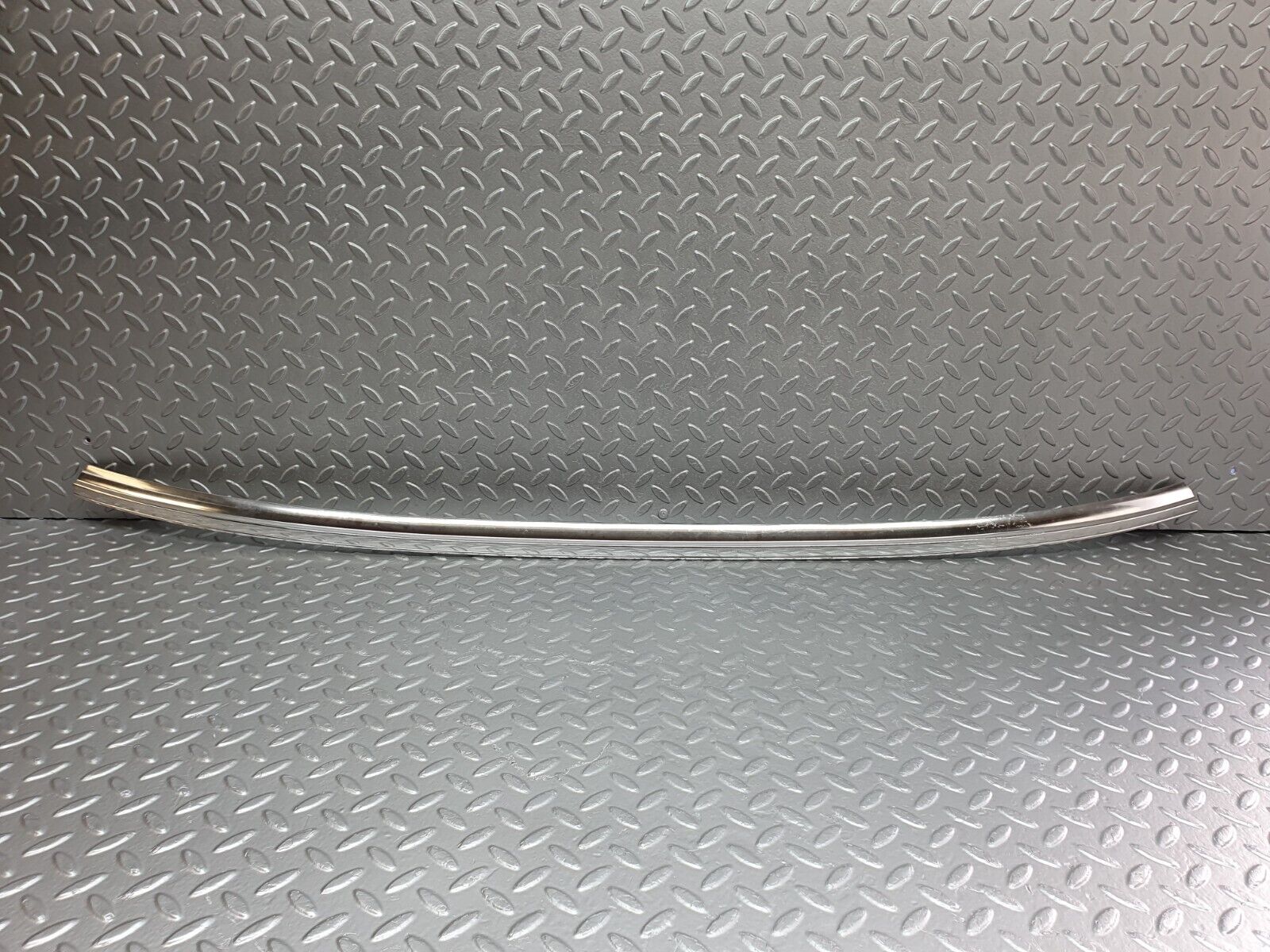 43056 Mercedes-Benz R107 Hardtop Under Windshield Chrome Trim