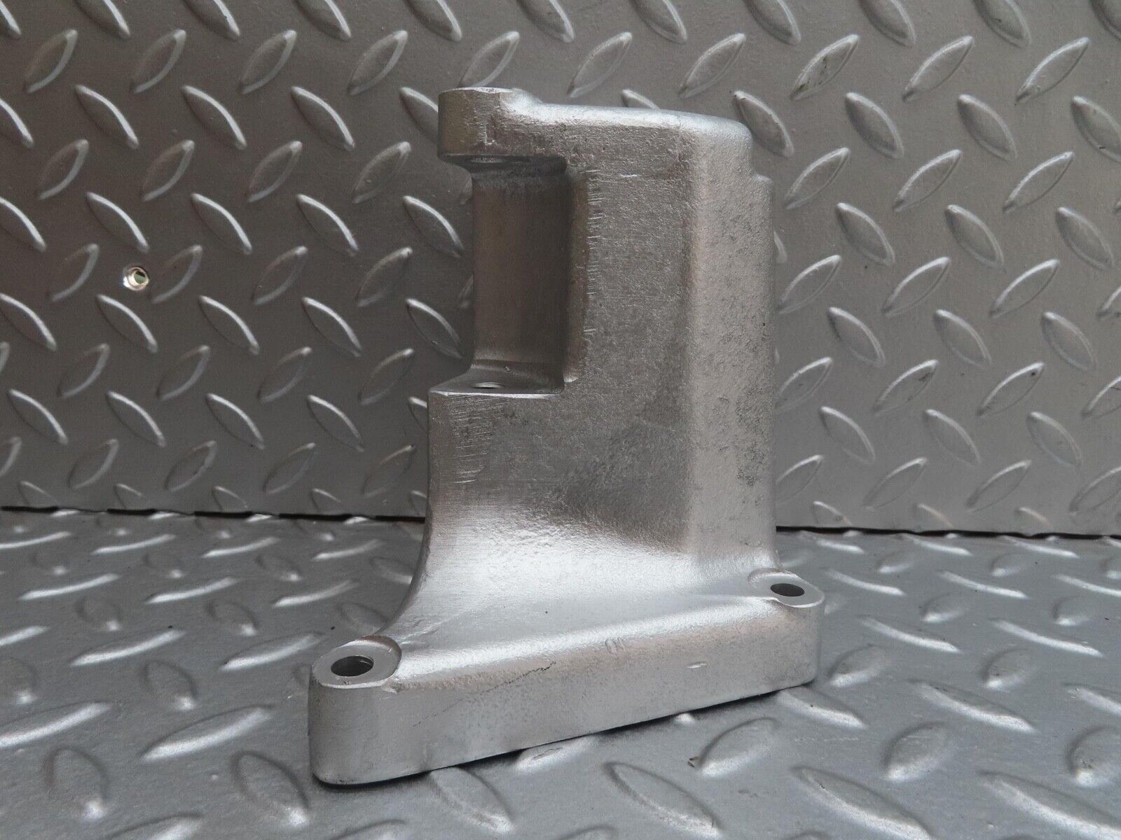 13715 Mercedes-Benz R107 450SL Alternator Generator Bracket 1161551035