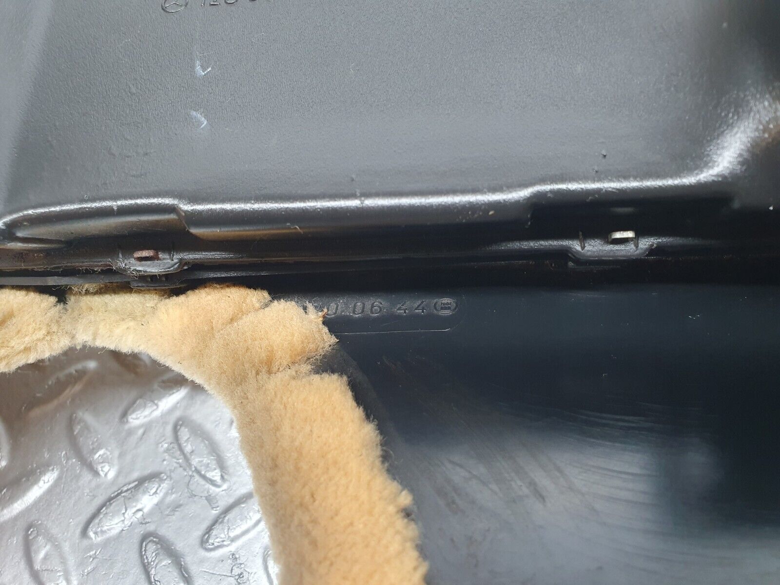 43613 Mercedes-Benz C126 380SEC Coupe Under Dash Panel Right Side Beige 1268300644 1268300844