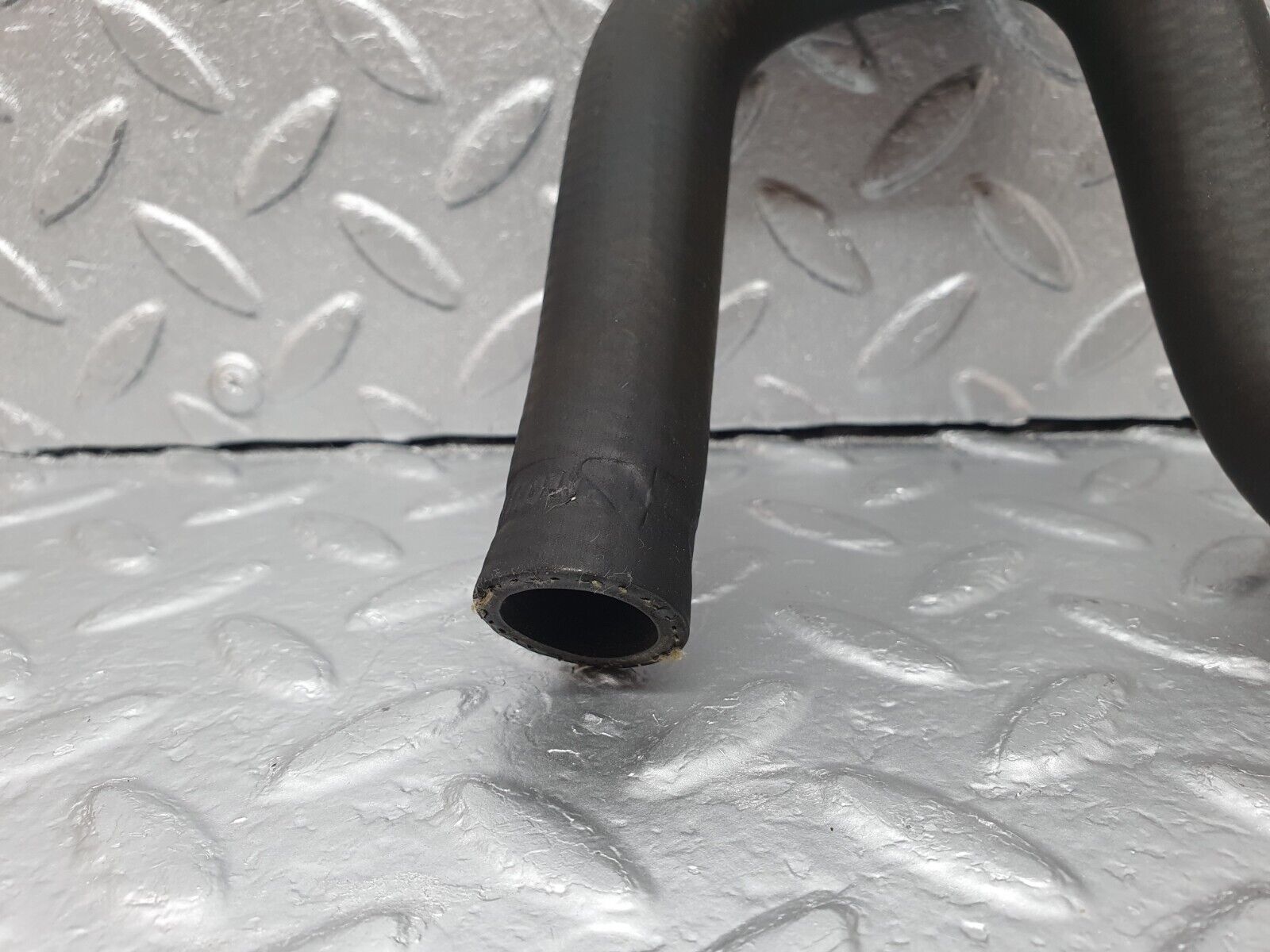 42552 Mercedes-Benz R129 320SL Coupe Heater Hose Pipe 1298324794