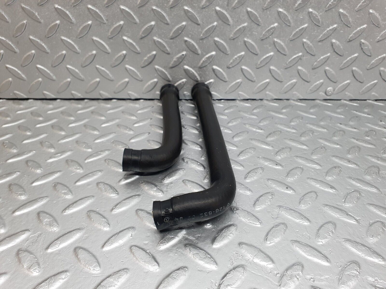 43683 Mercedes-Benz C126 380SEC Coupe Heater Hose Pipe 1268320294 1268320394