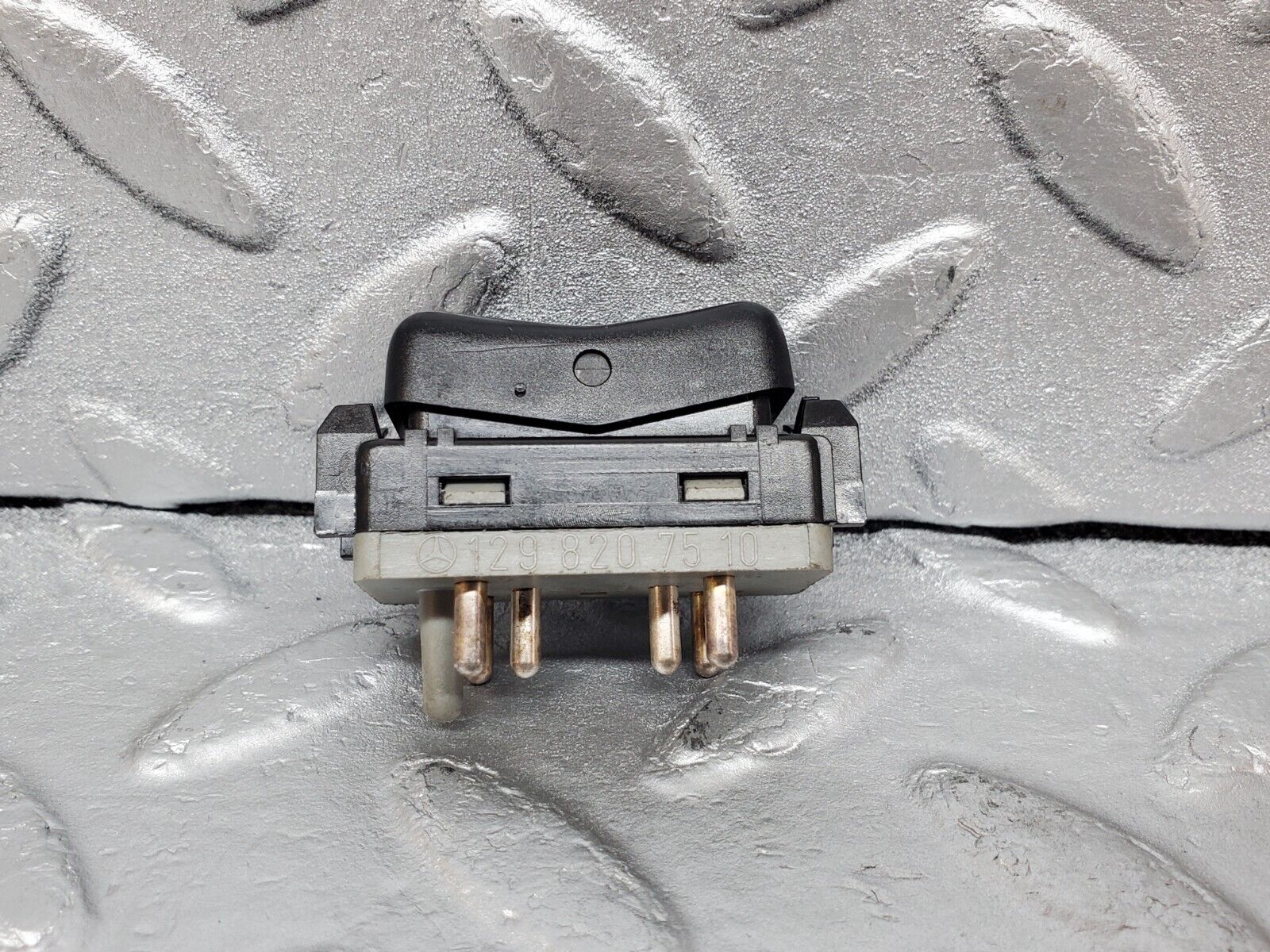 44949 Mercedes-Benz R129 300SL Coupe Heated Seat Switch 1298207510