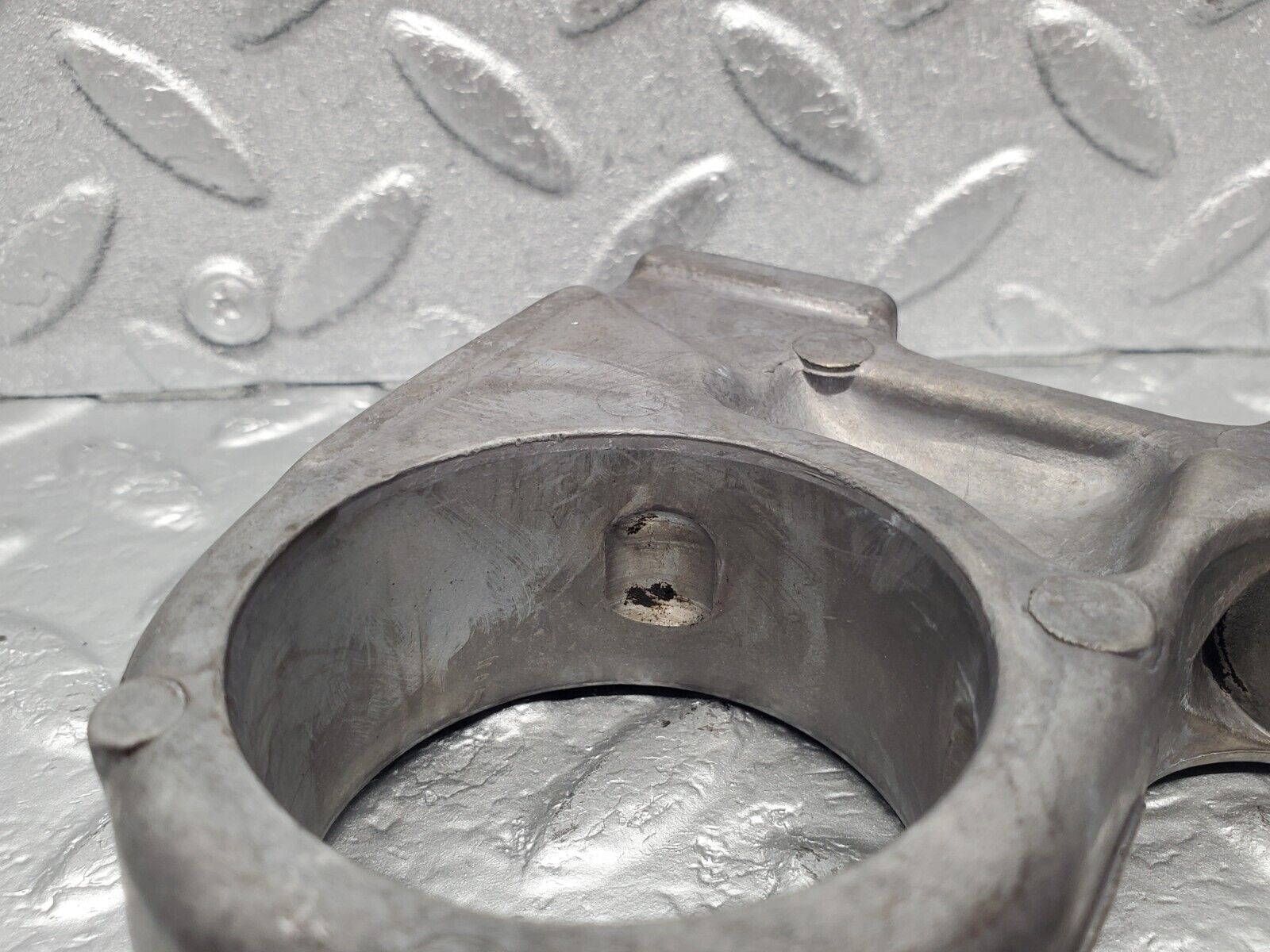 46269 Mercedes-Benz W126 420SE Camshaft Tower Bearing 1160514612