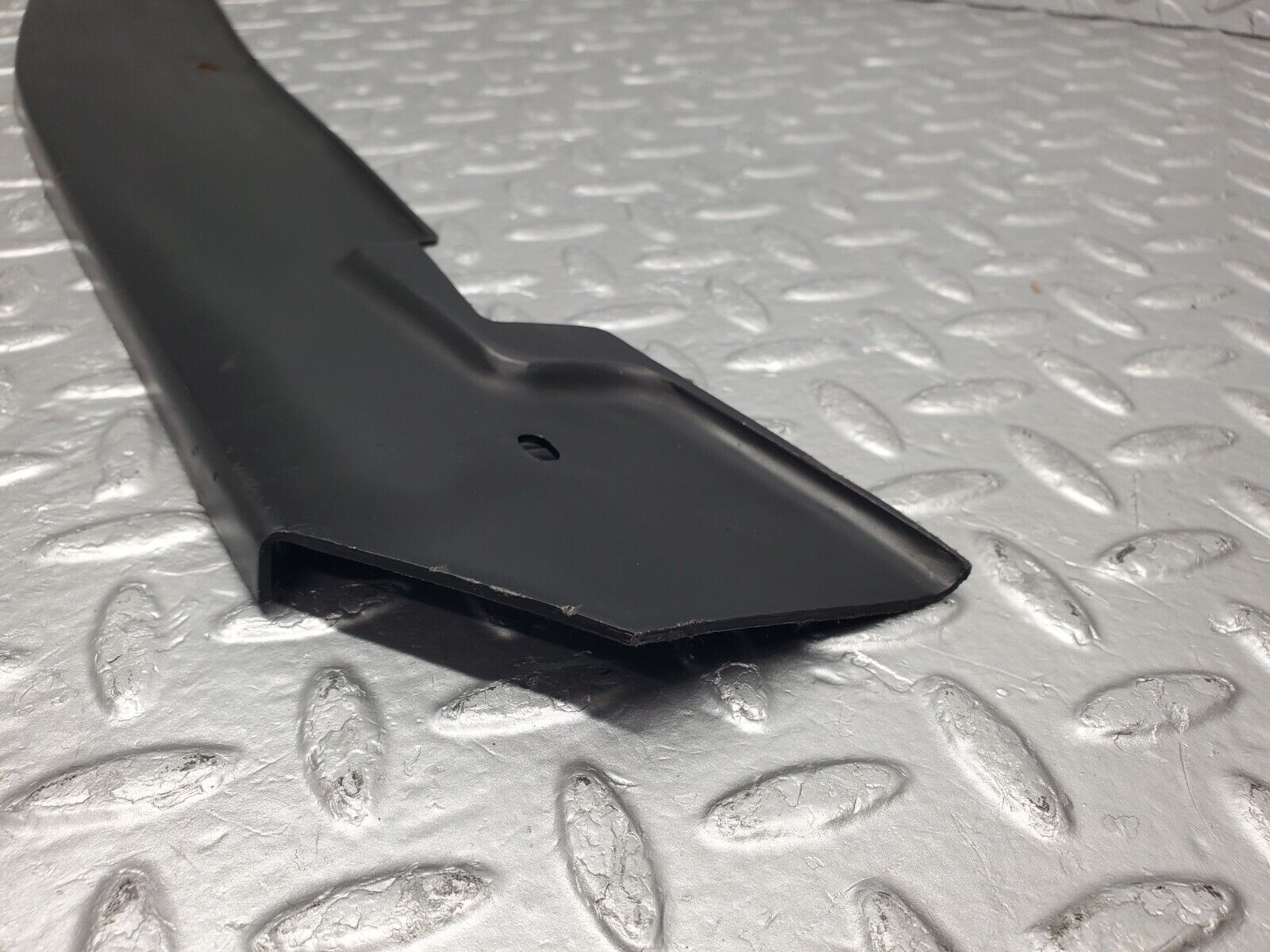 46348 Mercedes-Benz C123 280CE Coupe Front Bumper Centre Filler Trim 1238853023